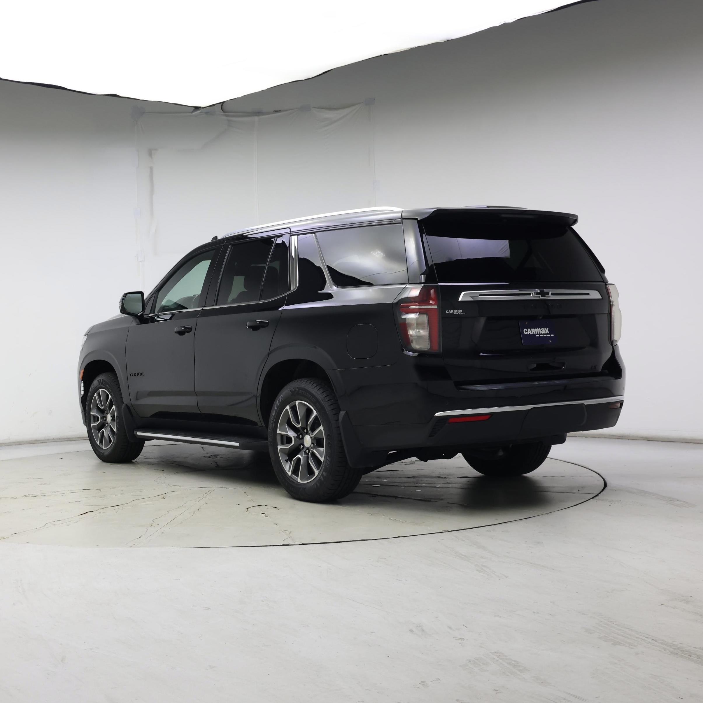 Thumbnail: 2021 Chevrolet Tahoe - 2
