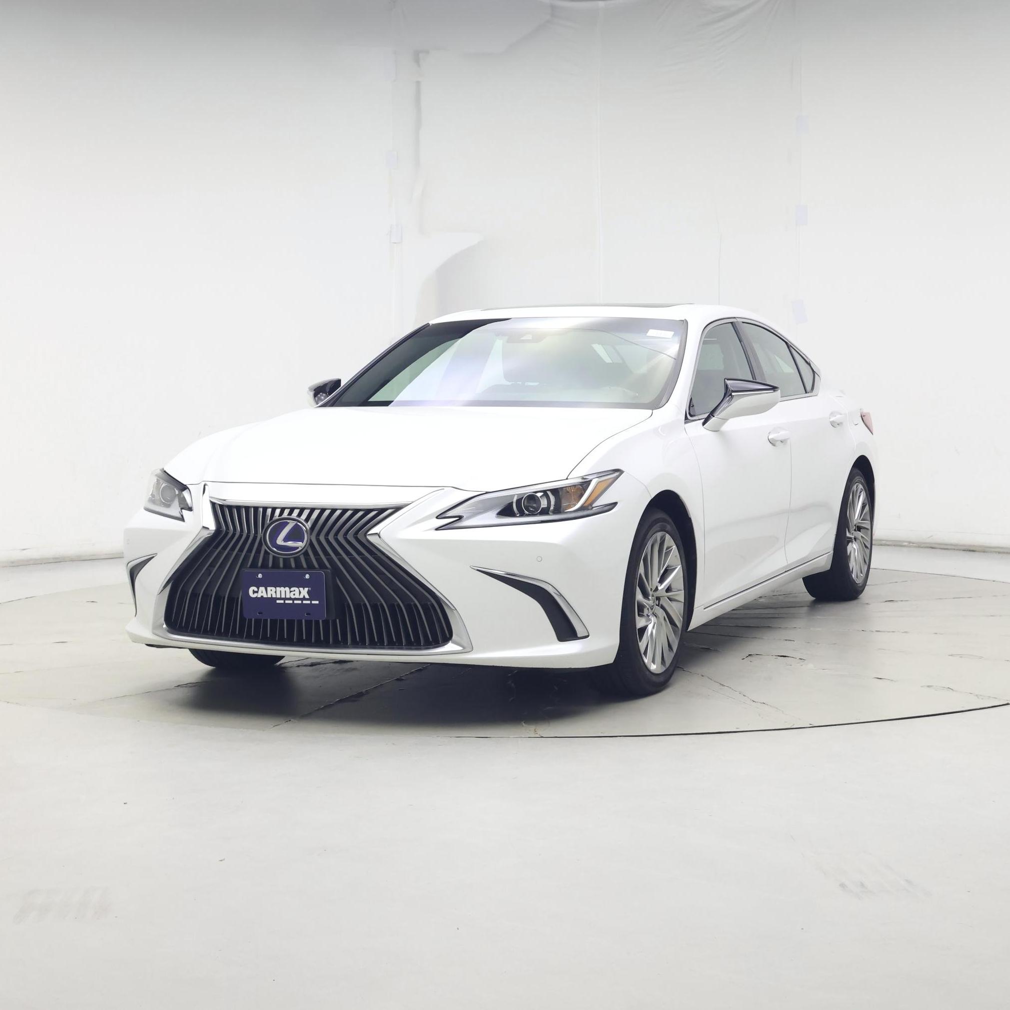 Thumbnail: 2020 Lexus ES - 4