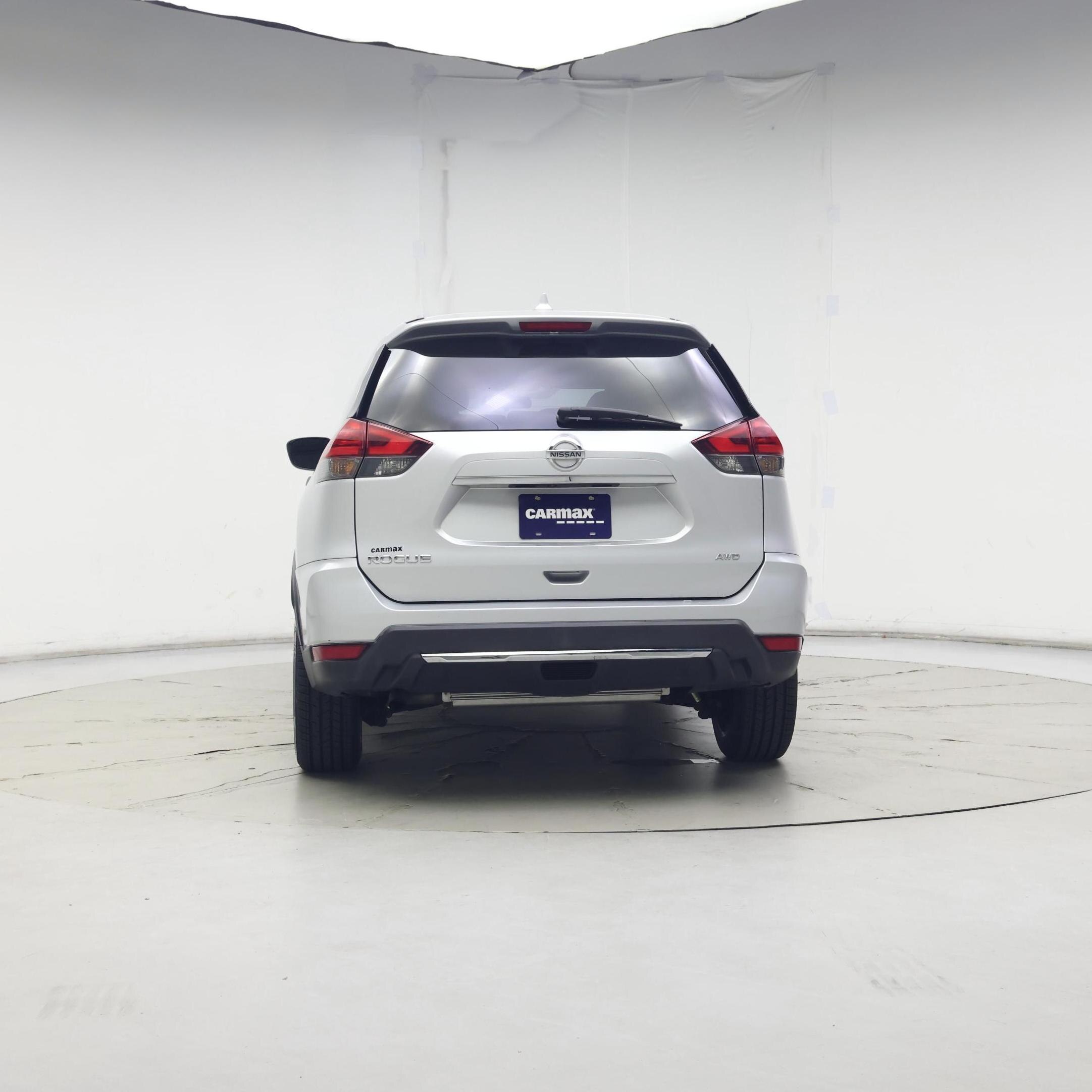 Thumbnail: 2017 Nissan Rogue - 6