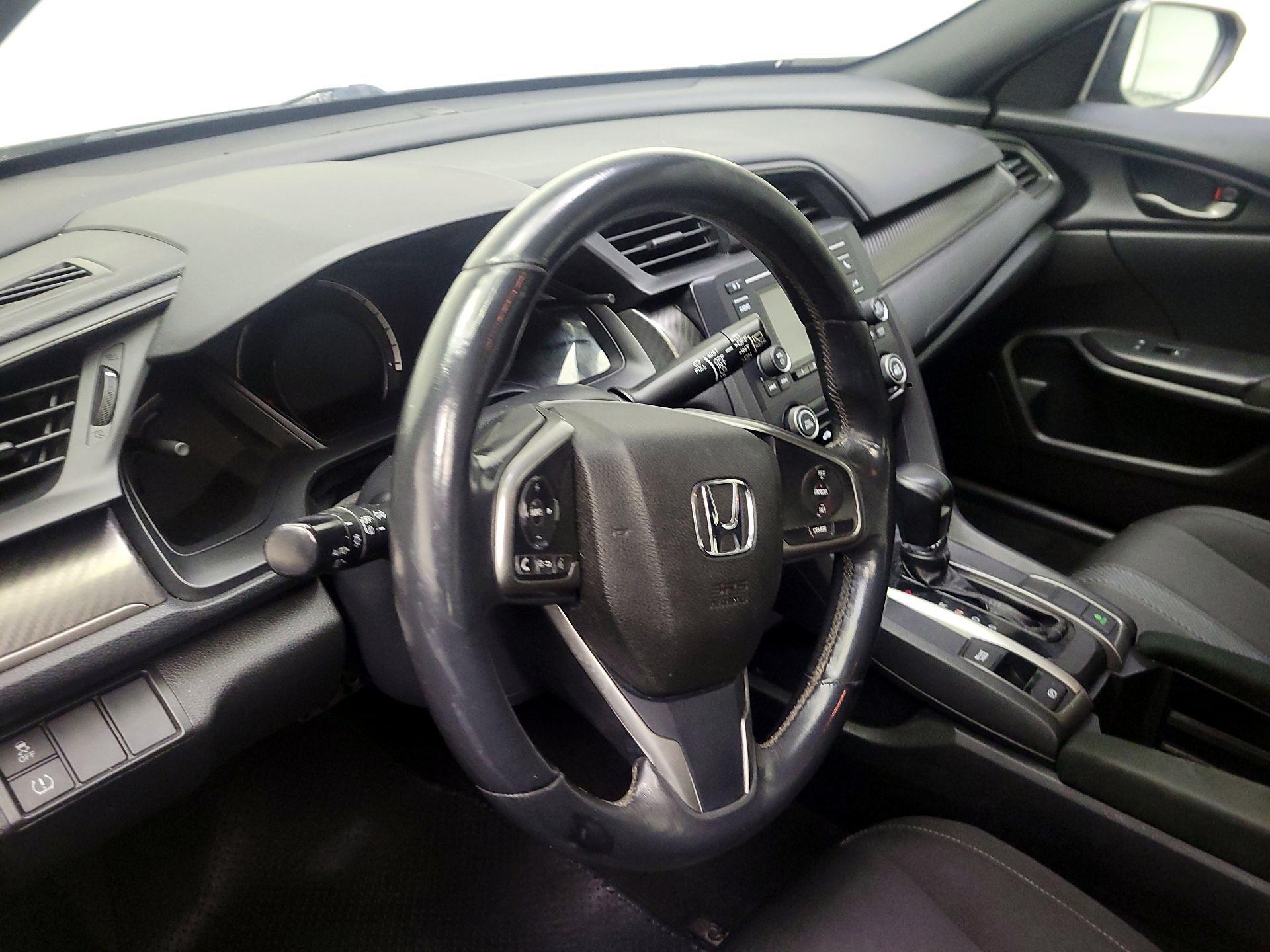 Thumbnail: 2017 Honda Civic - 9