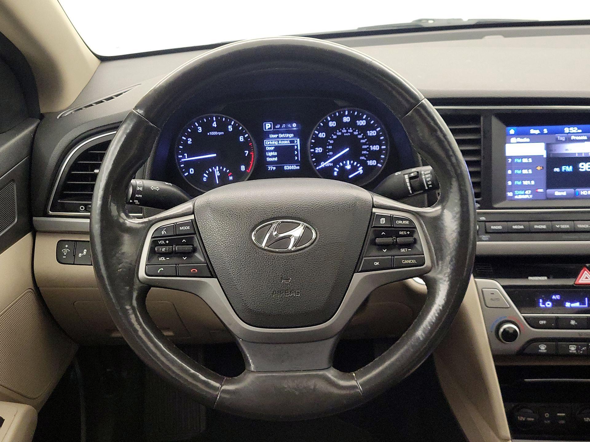 Thumbnail: 2017 Hyundai Elantra - 10