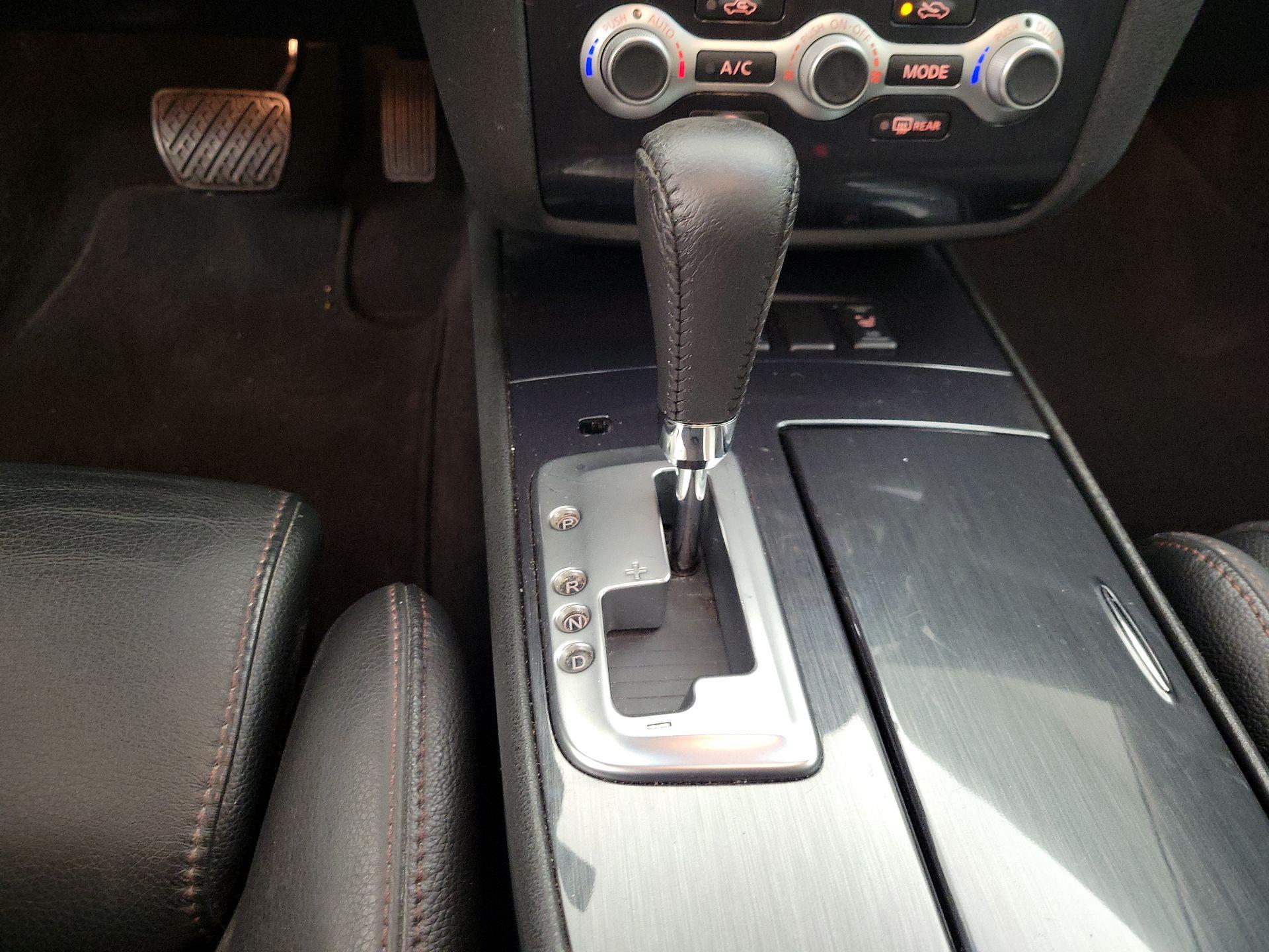 Thumbnail: 2014 Nissan Maxima - 18