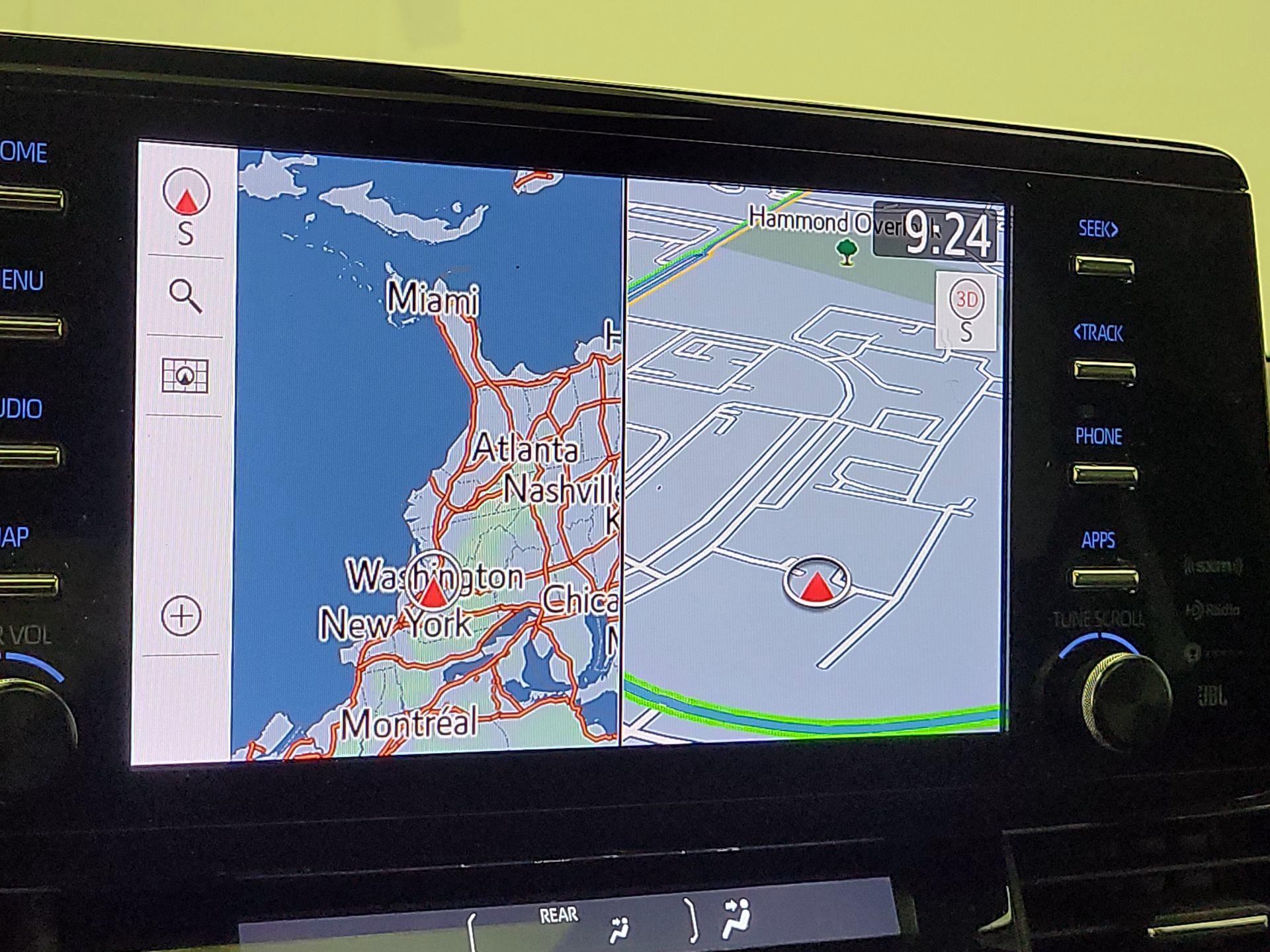 Thumbnail: 2023 Toyota Sienna - 14