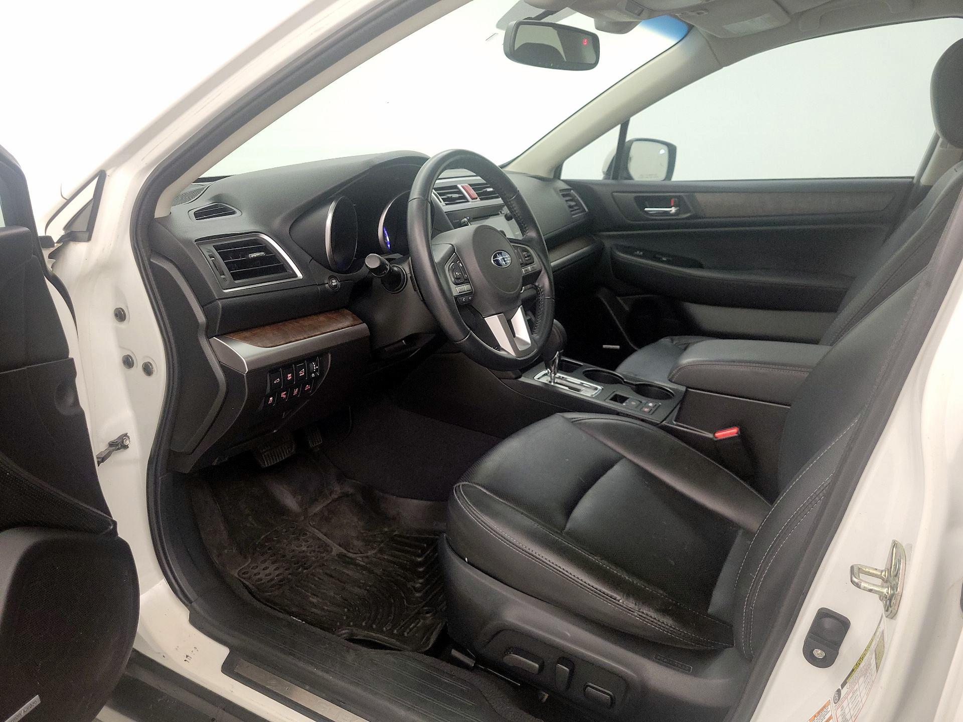 Thumbnail: 2016 Subaru Outback - 11