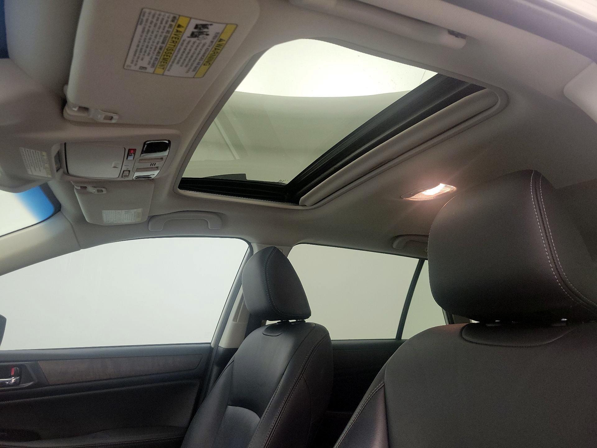 Thumbnail: 2016 Subaru Outback - 20