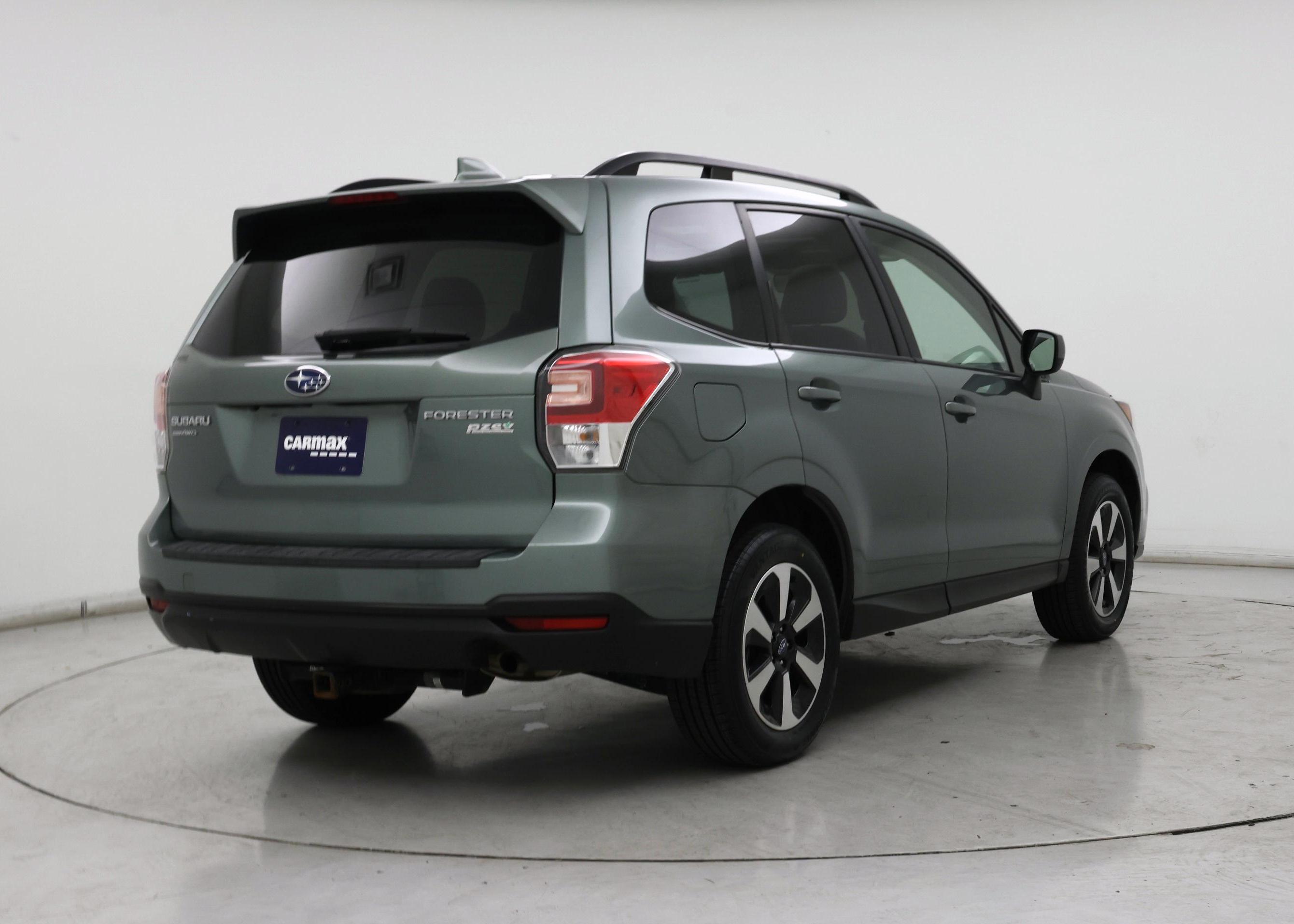 Thumbnail: 2017 Subaru Forester - 8