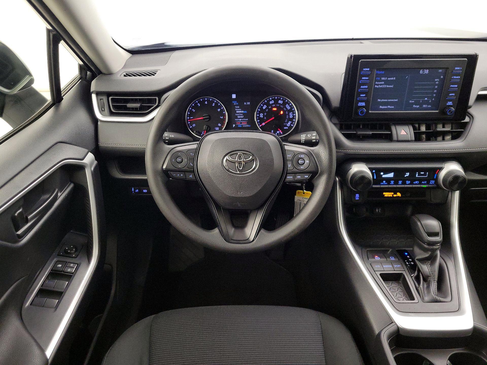 Thumbnail: 2019 Toyota RAV4 - 10