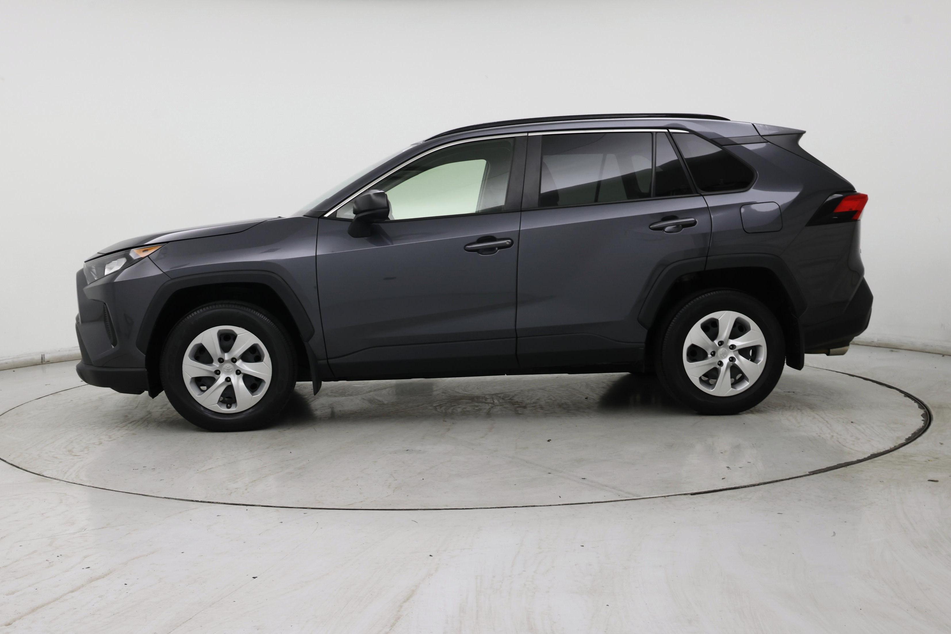 Thumbnail: 2019 Toyota RAV4 - 3
