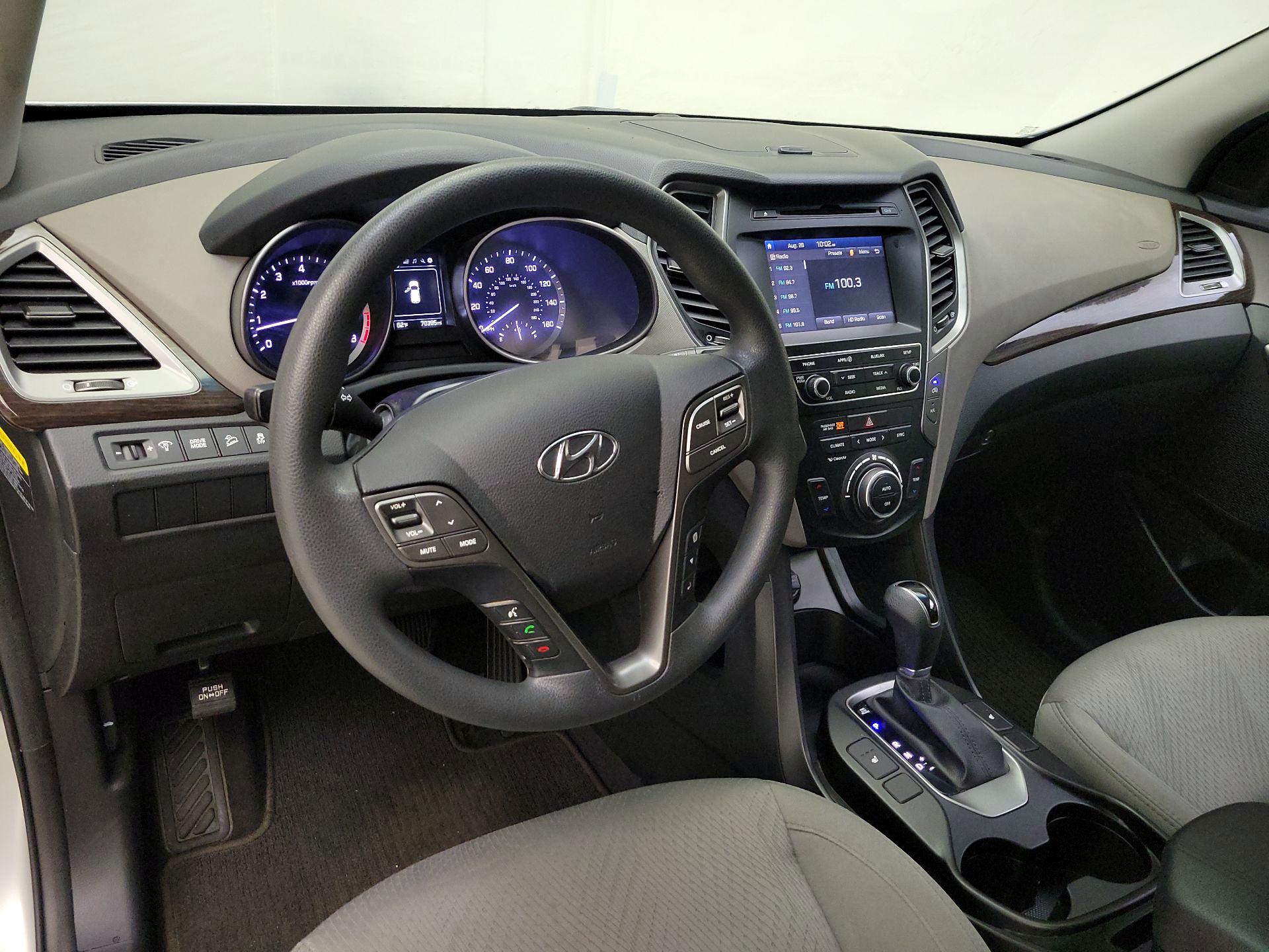 Thumbnail: 2018 Hyundai Santa Fe - 9