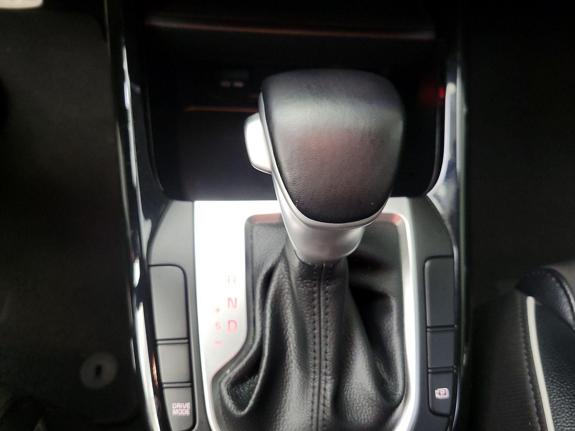 Thumbnail: 2023 Kia Forte - 17