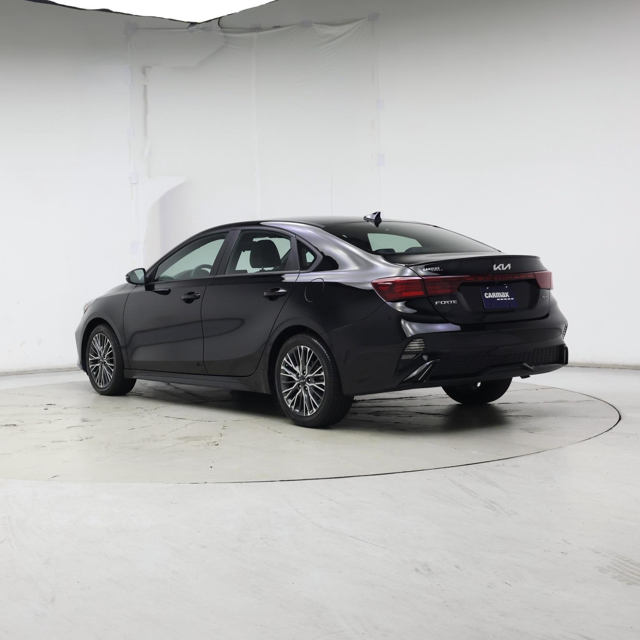 Thumbnail: 2023 Kia Forte - 2