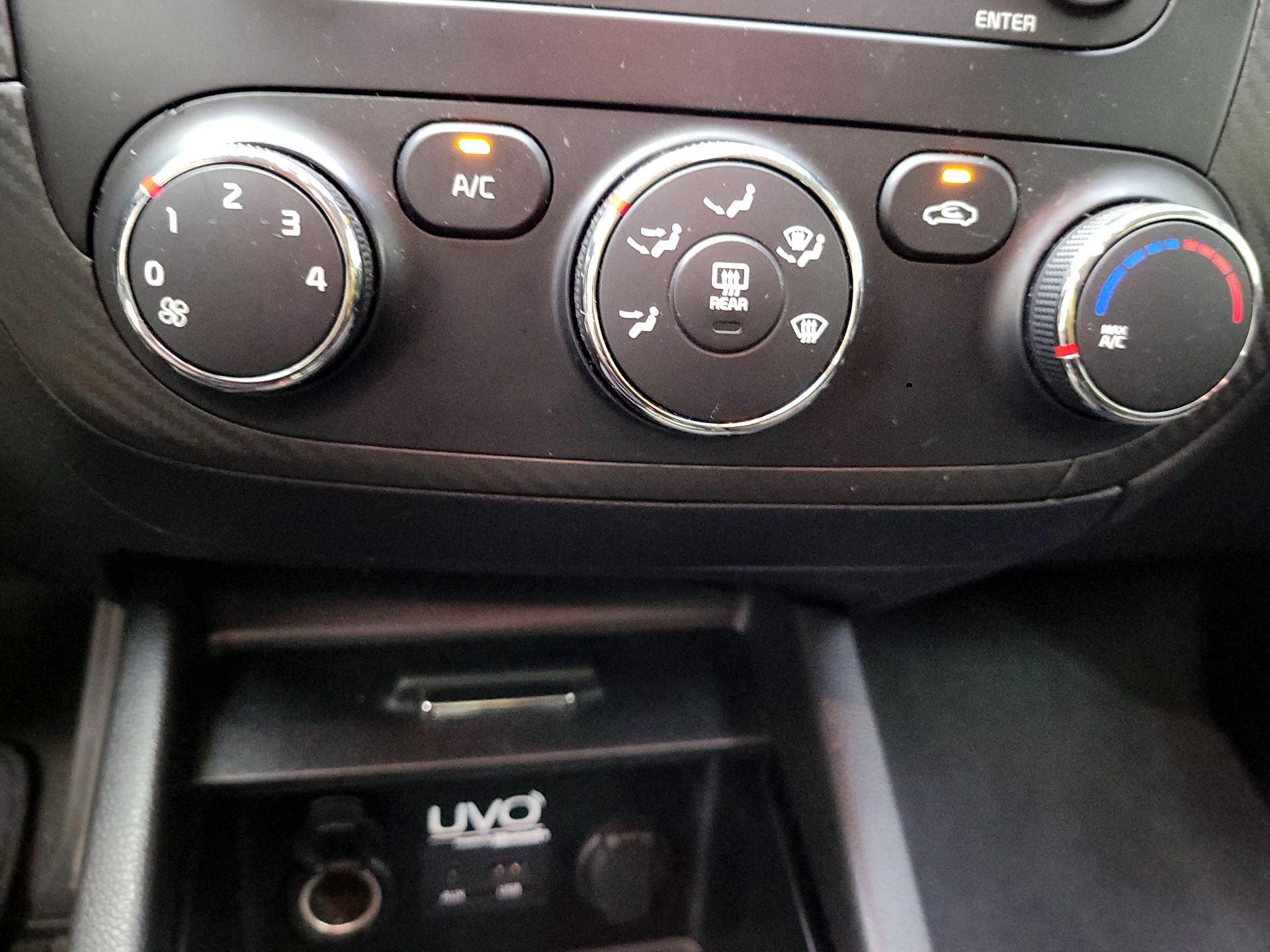 Thumbnail: 2014 Kia Forte - 16