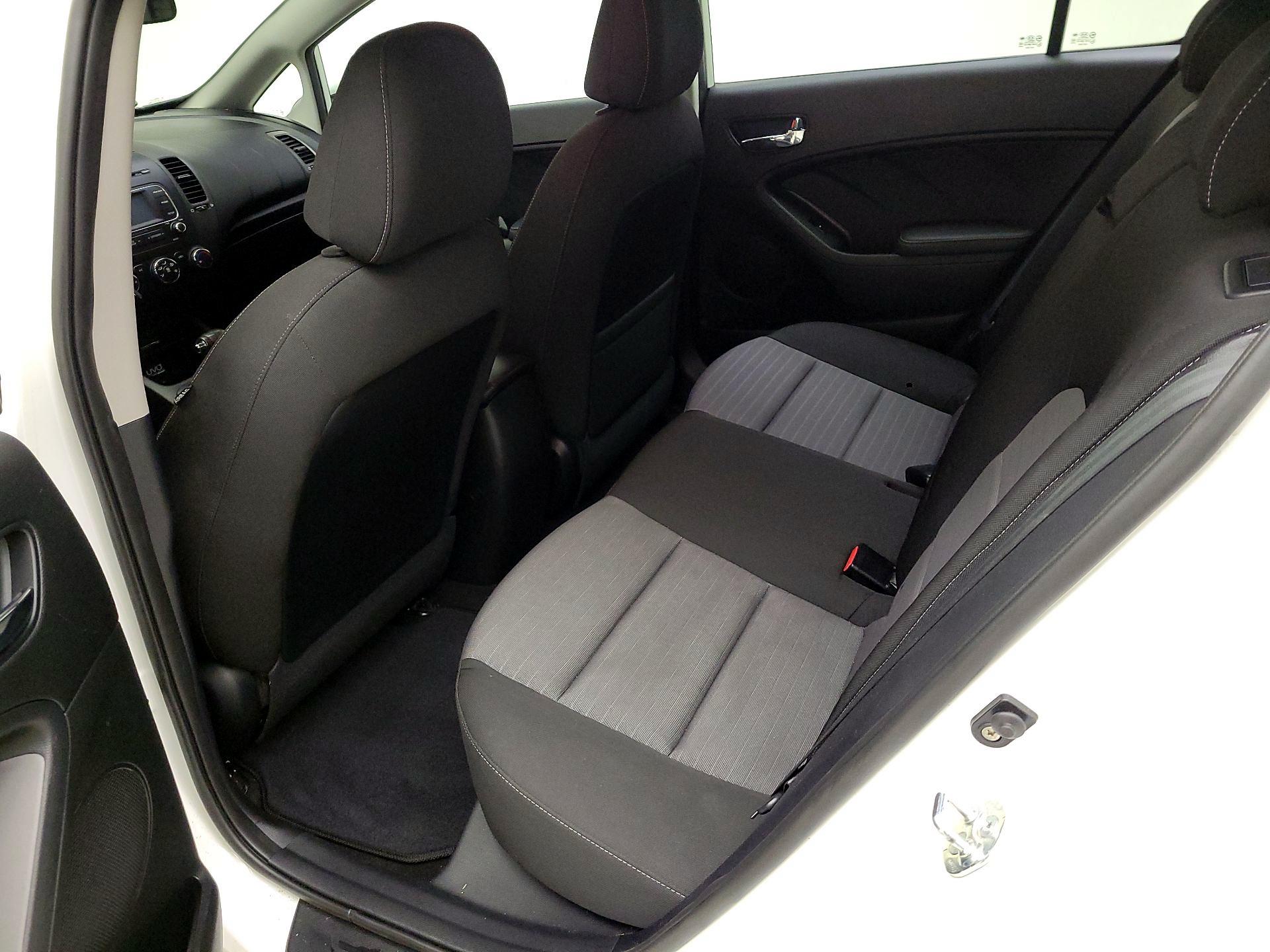 Thumbnail: 2014 Kia Forte - 19