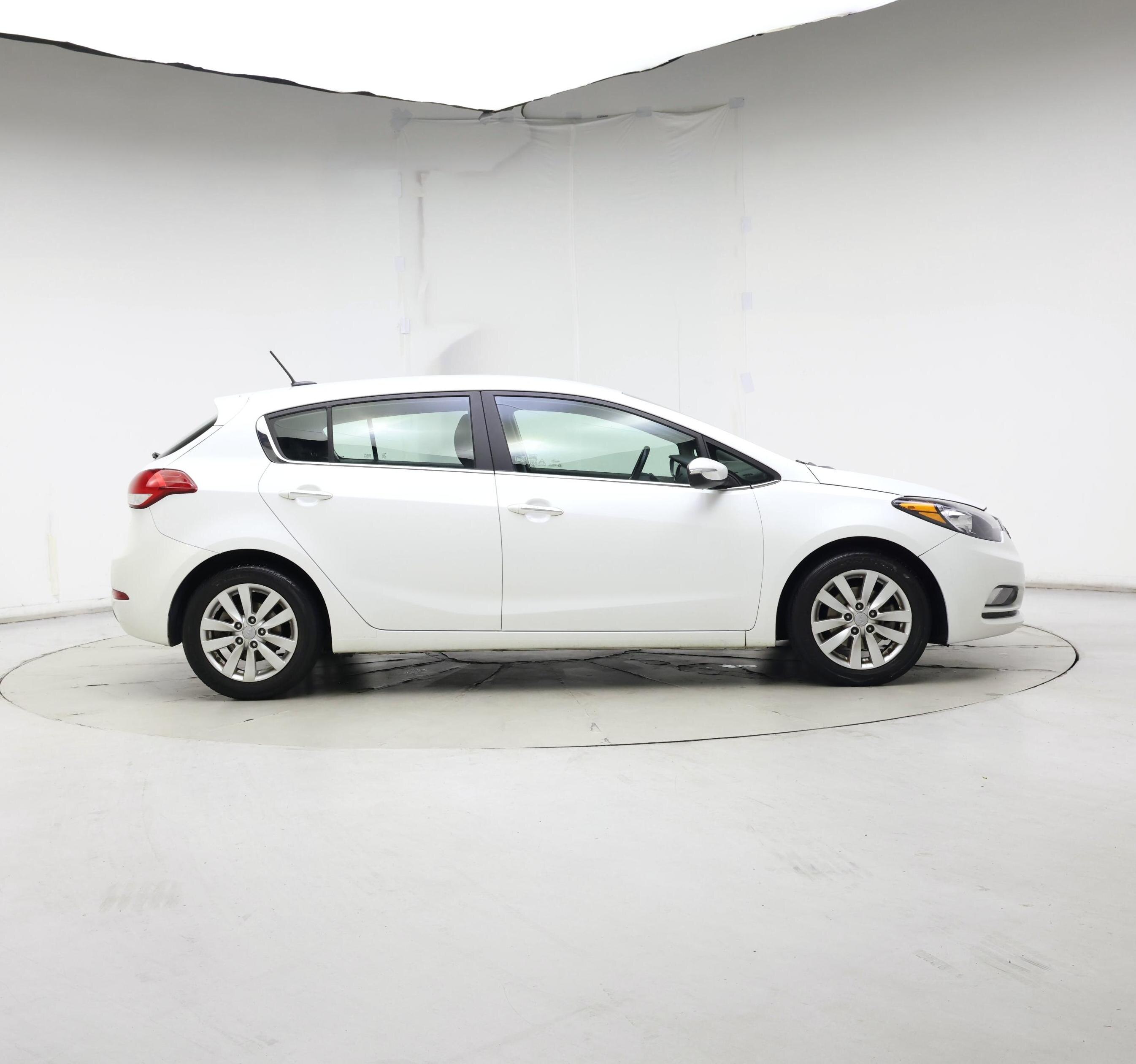Thumbnail: 2014 Kia Forte - 7