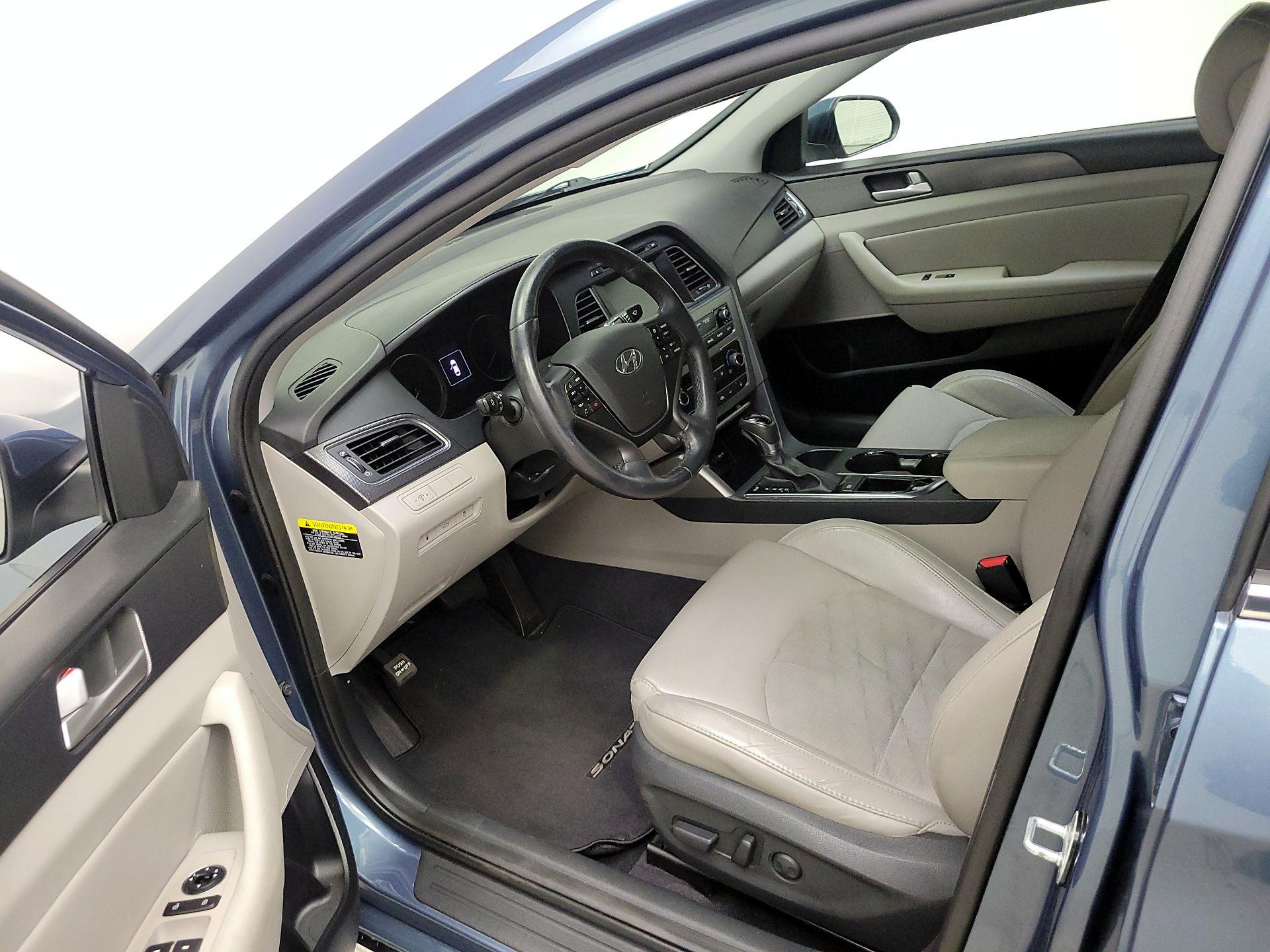Thumbnail: 2016 Hyundai Sonata - 11