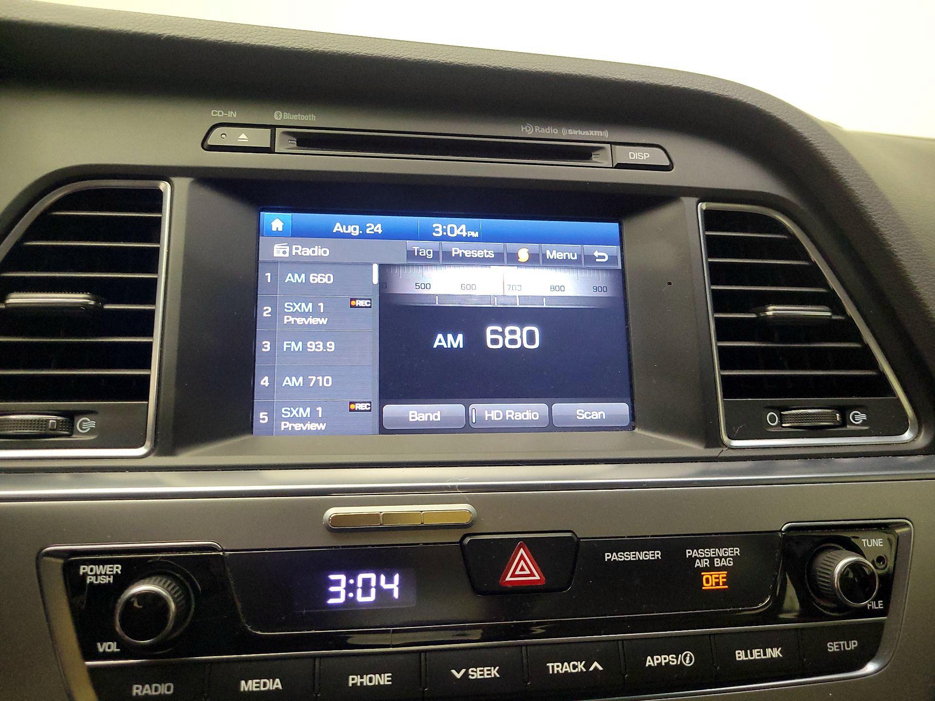 Thumbnail: 2016 Hyundai Sonata - 15