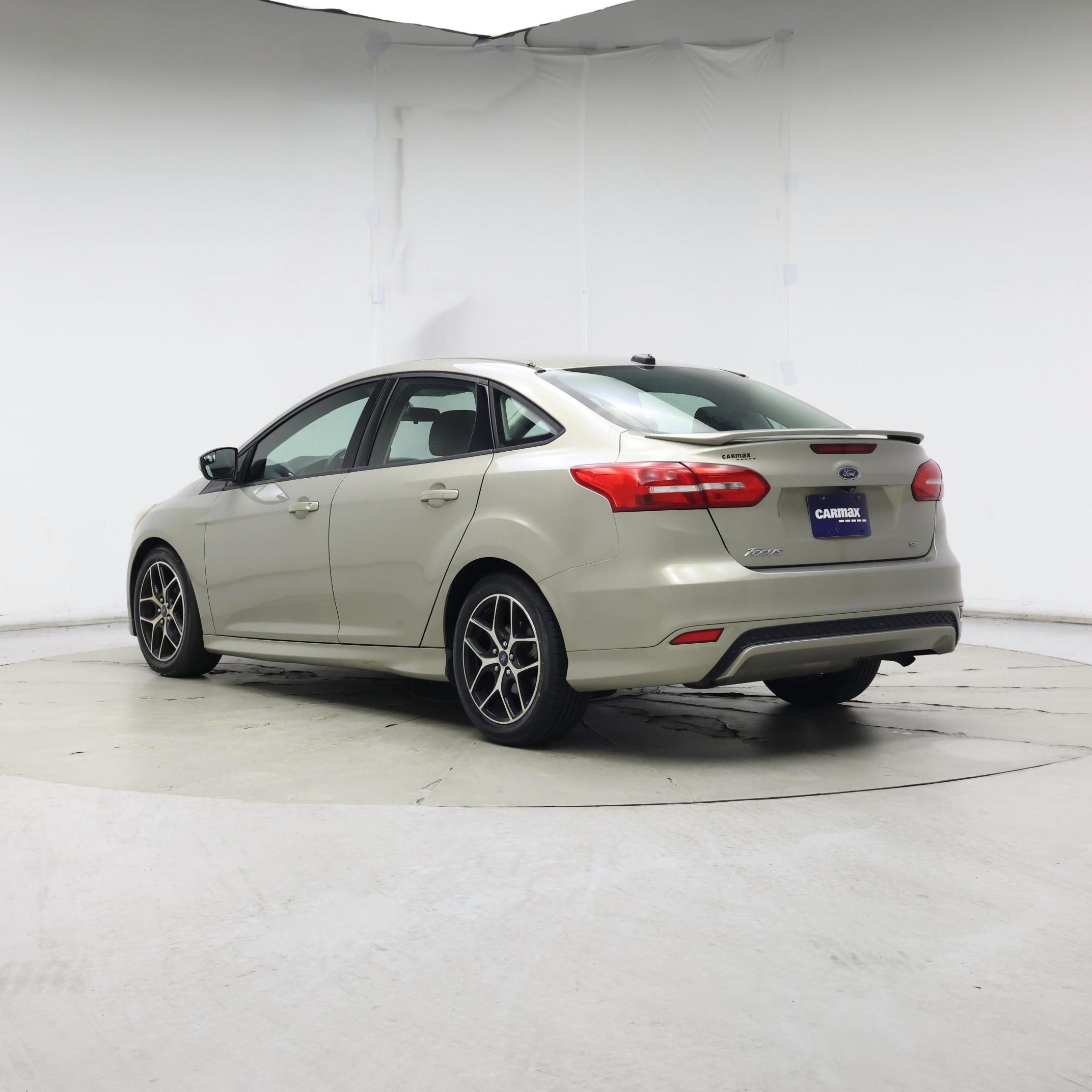 Thumbnail: 2015 Ford Focus - 2