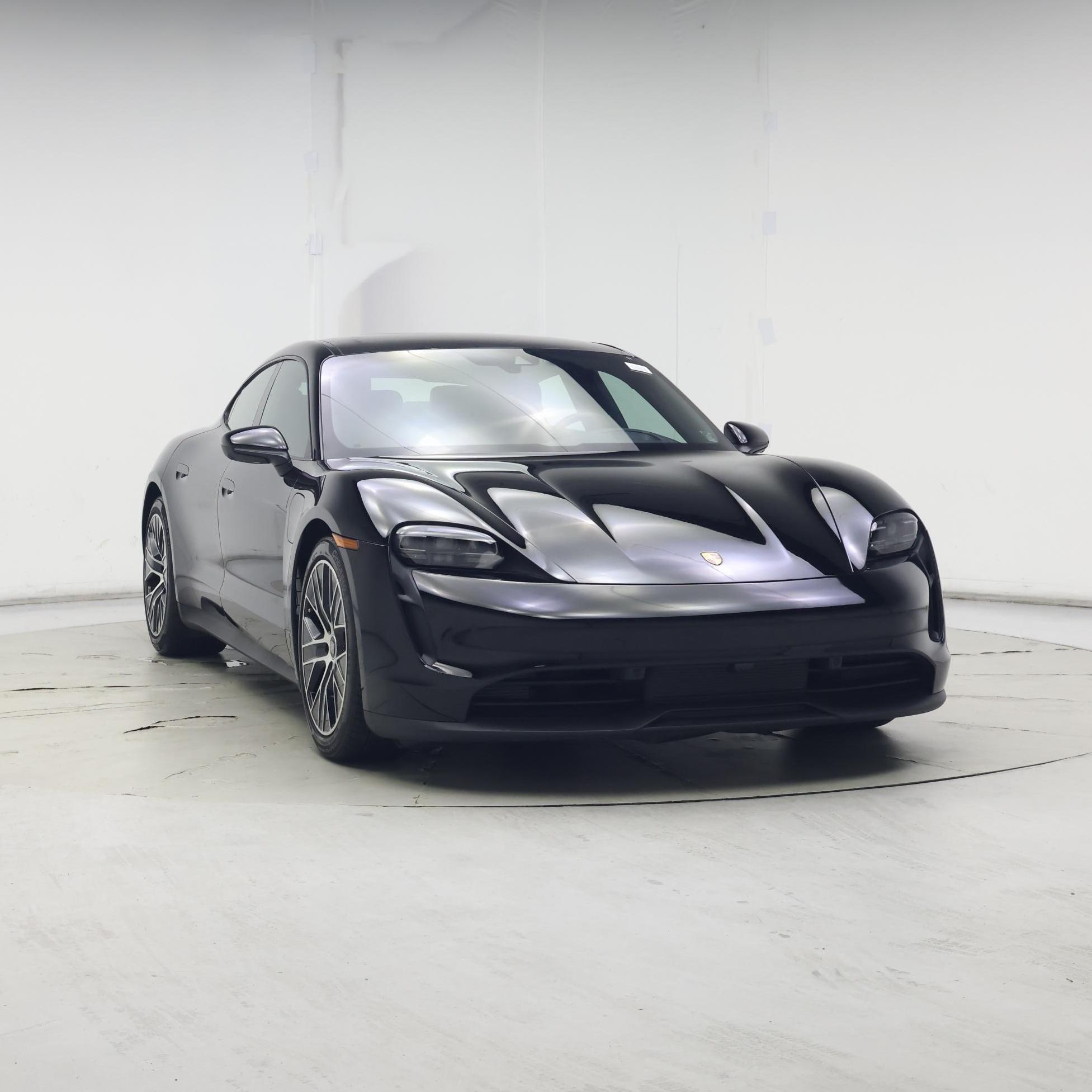 Thumbnail: 2022 Porsche Taycan - 5