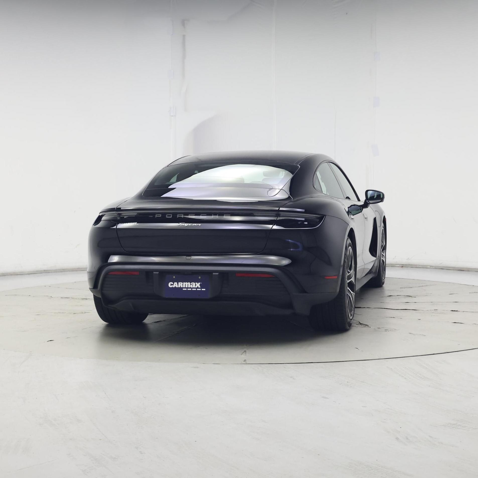 Thumbnail: 2022 Porsche Taycan - 8