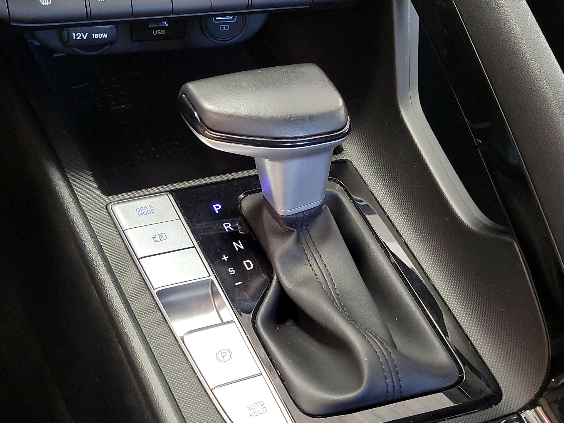 Thumbnail: 2023 Hyundai Elantra - 18