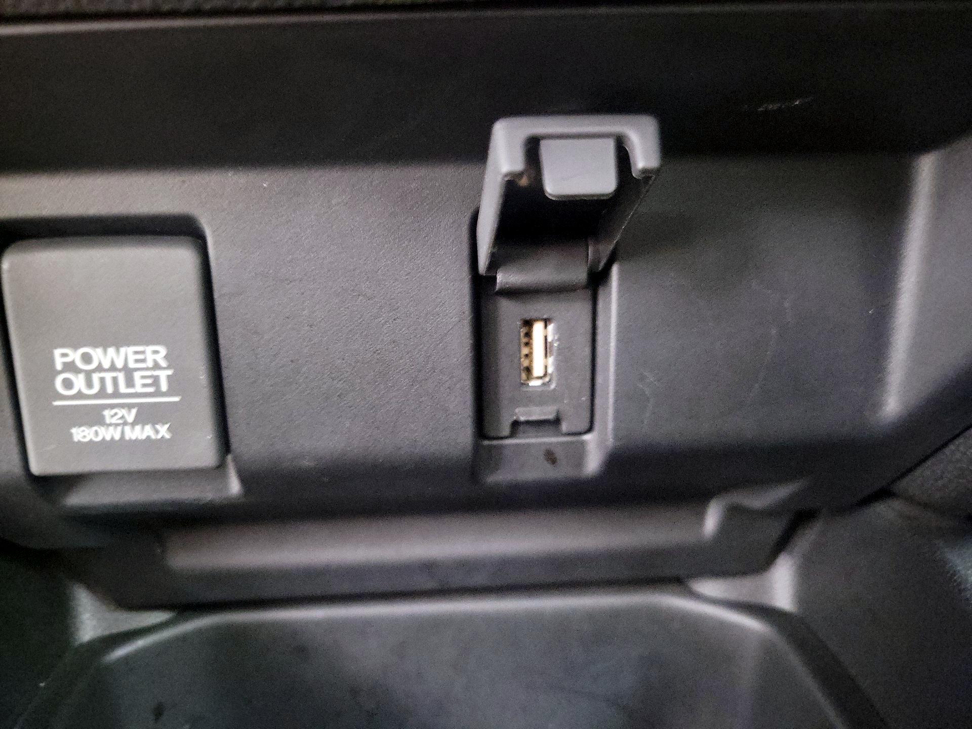 Thumbnail: 2018 Honda Fit - 18