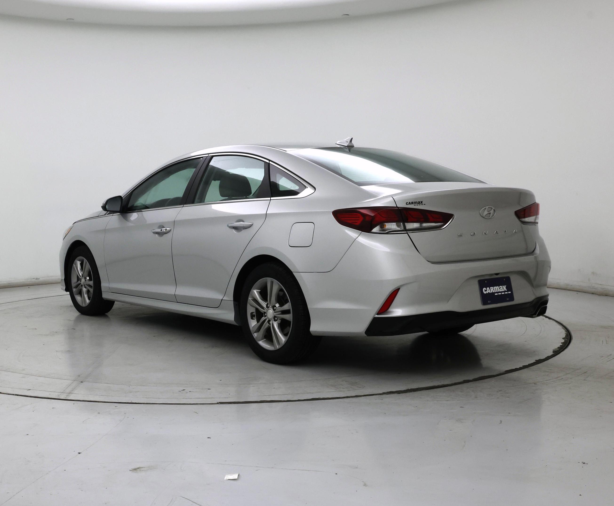 Thumbnail: 2018 Hyundai Sonata - 2