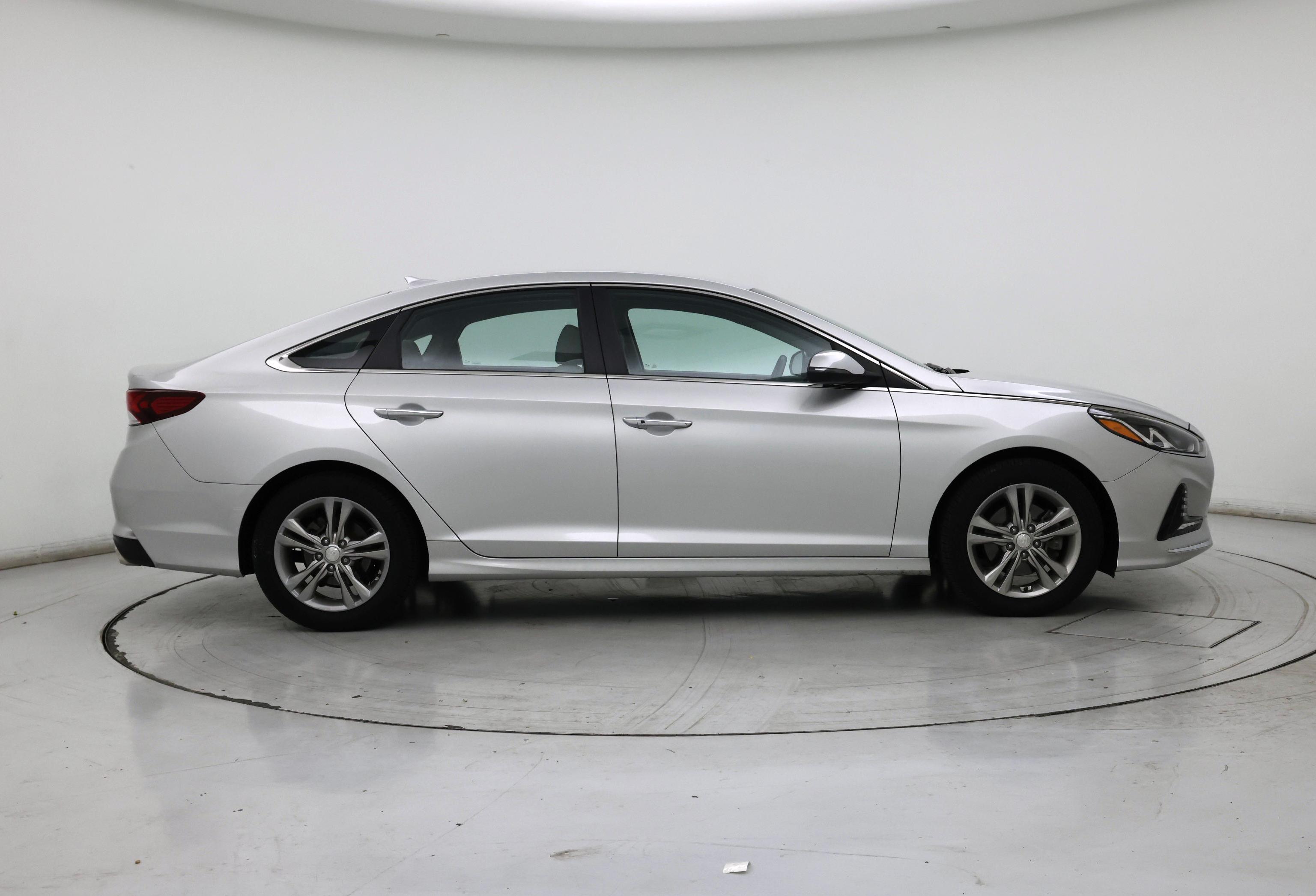 Thumbnail: 2018 Hyundai Sonata - 7