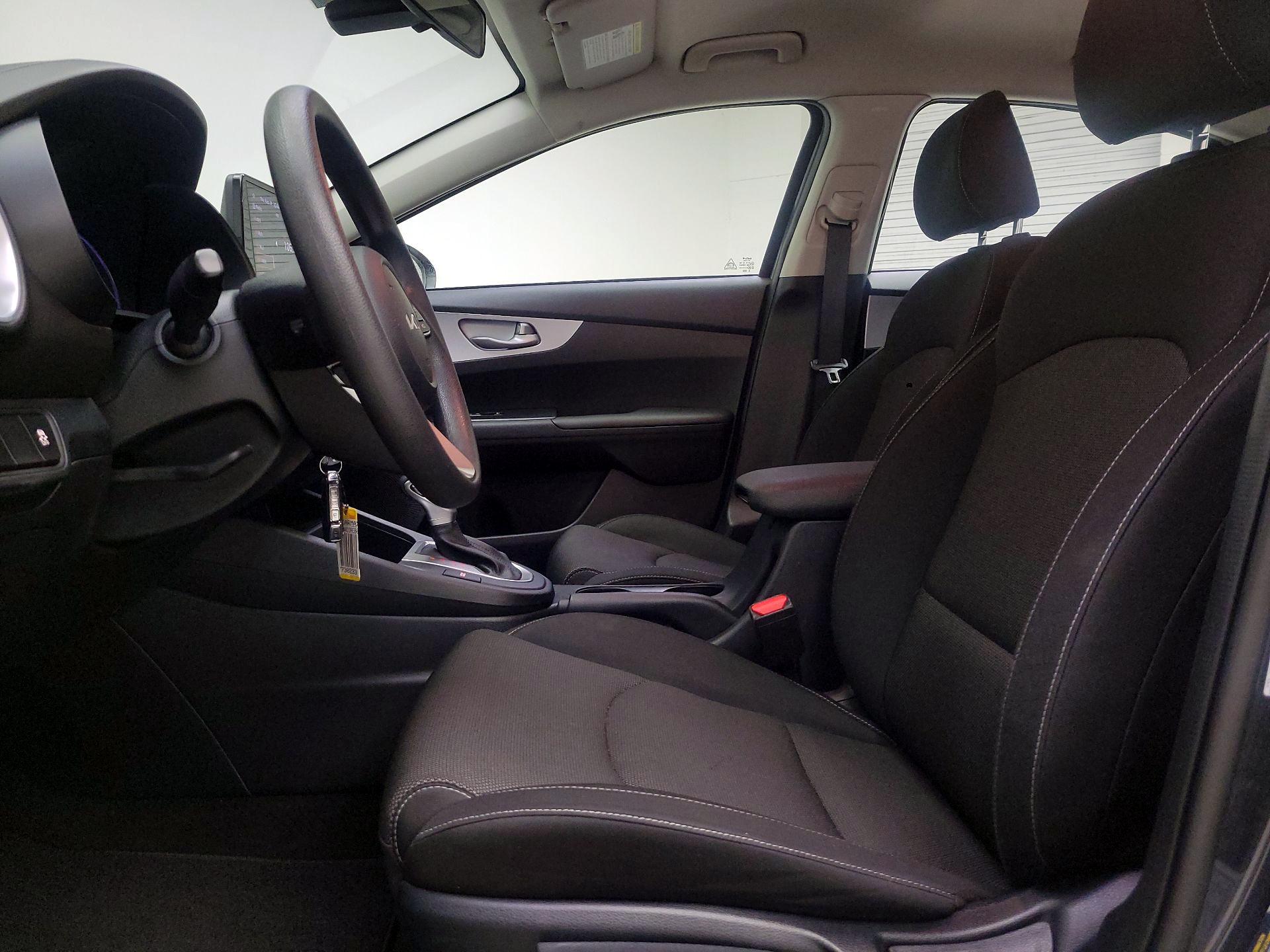 Thumbnail: 2024 Kia Forte - 11