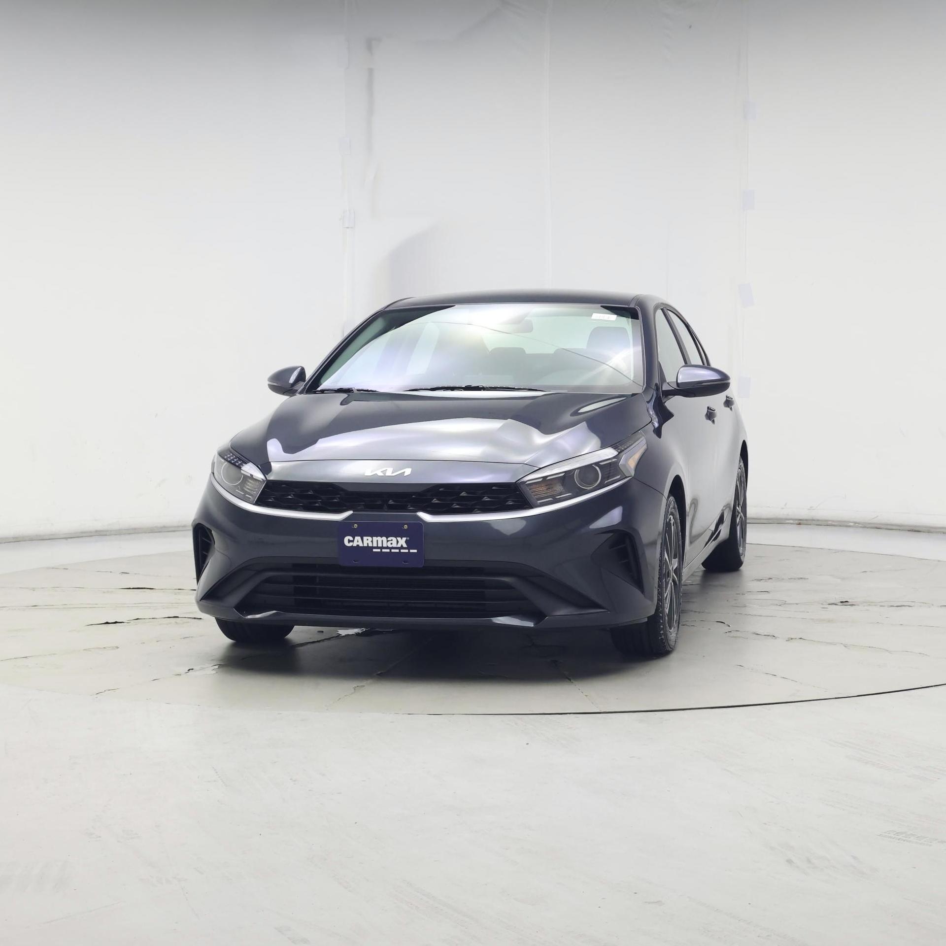 Thumbnail: 2024 Kia Forte - 4