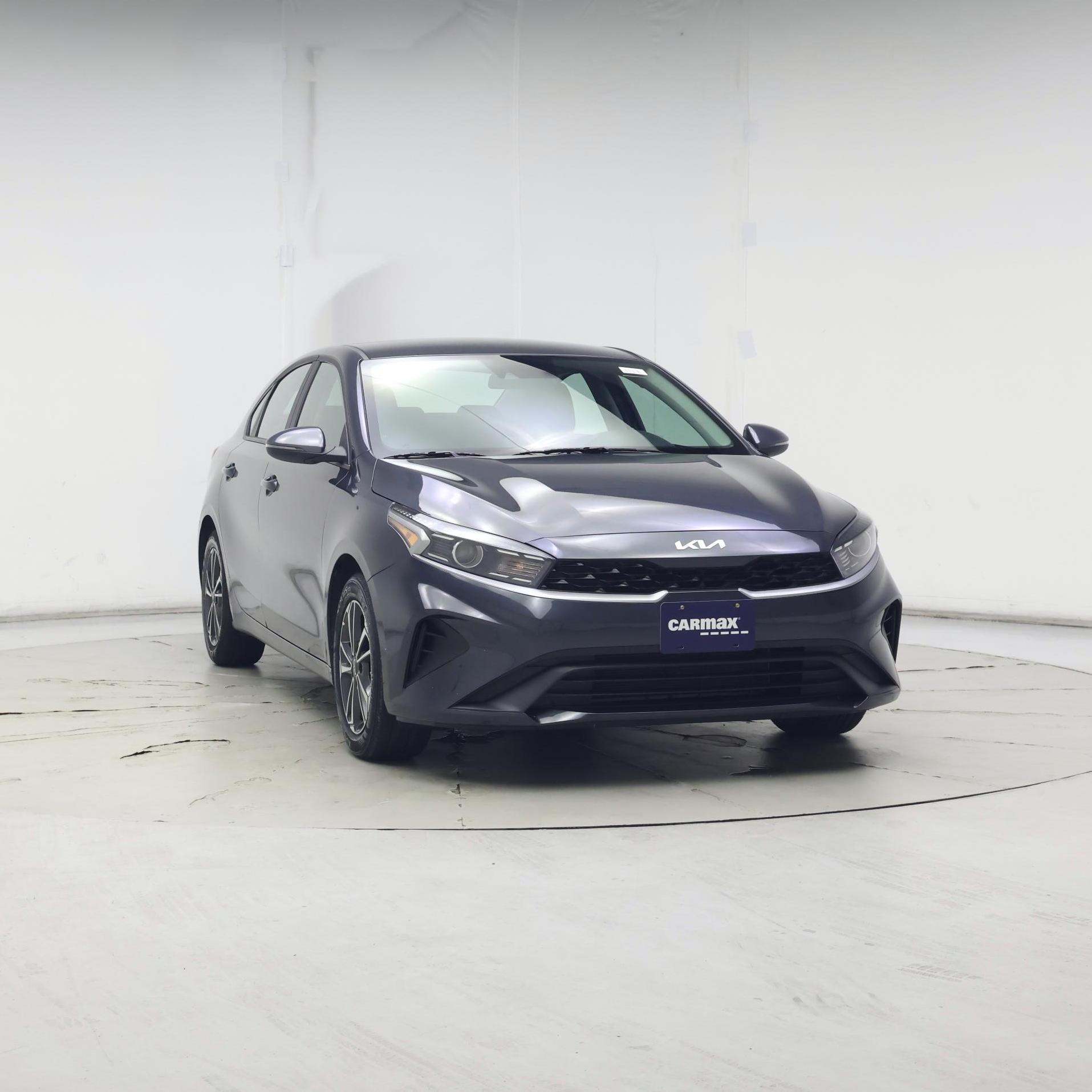 Thumbnail: 2024 Kia Forte - 5