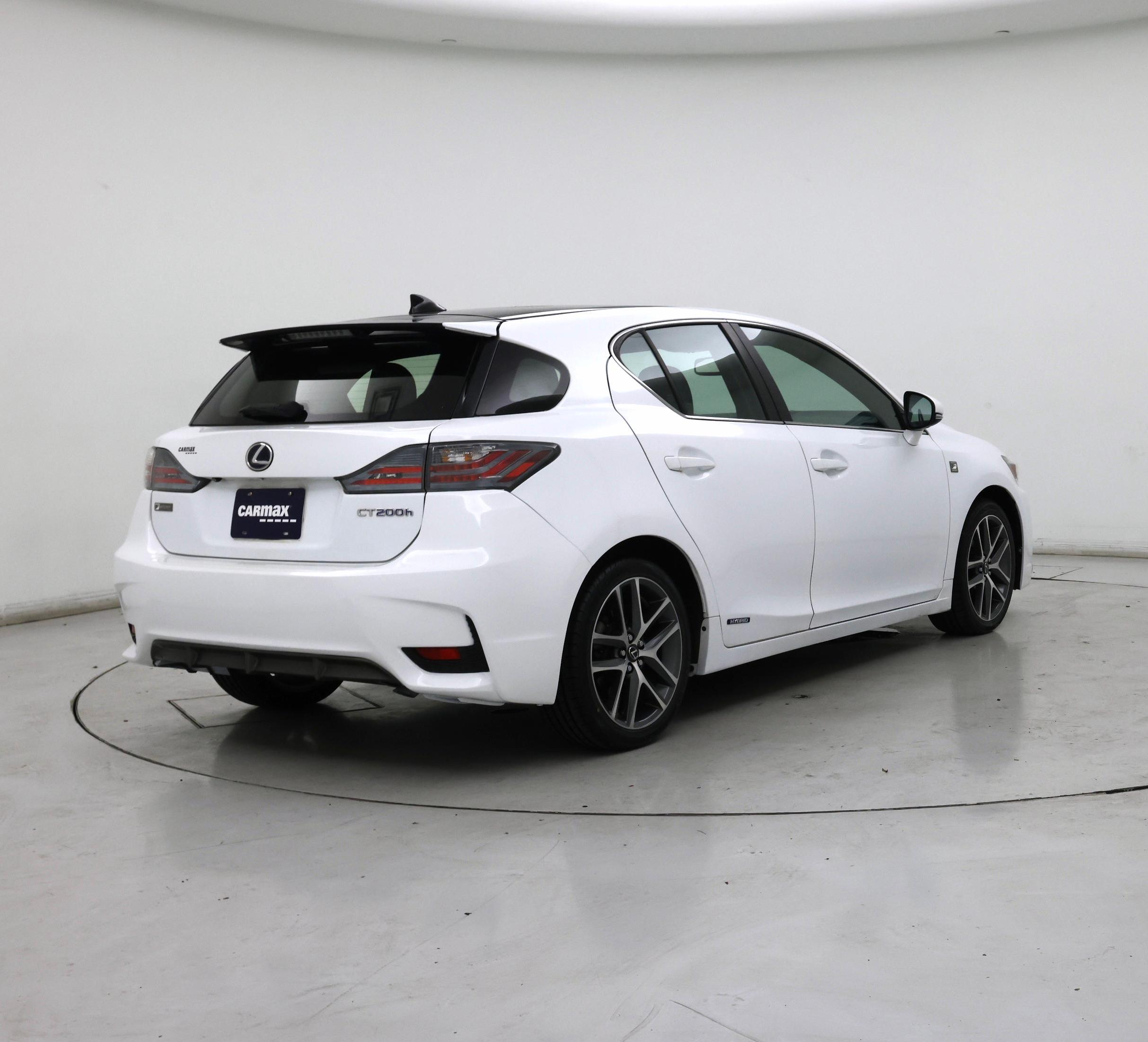 Thumbnail: 2015 Lexus CT - 8
