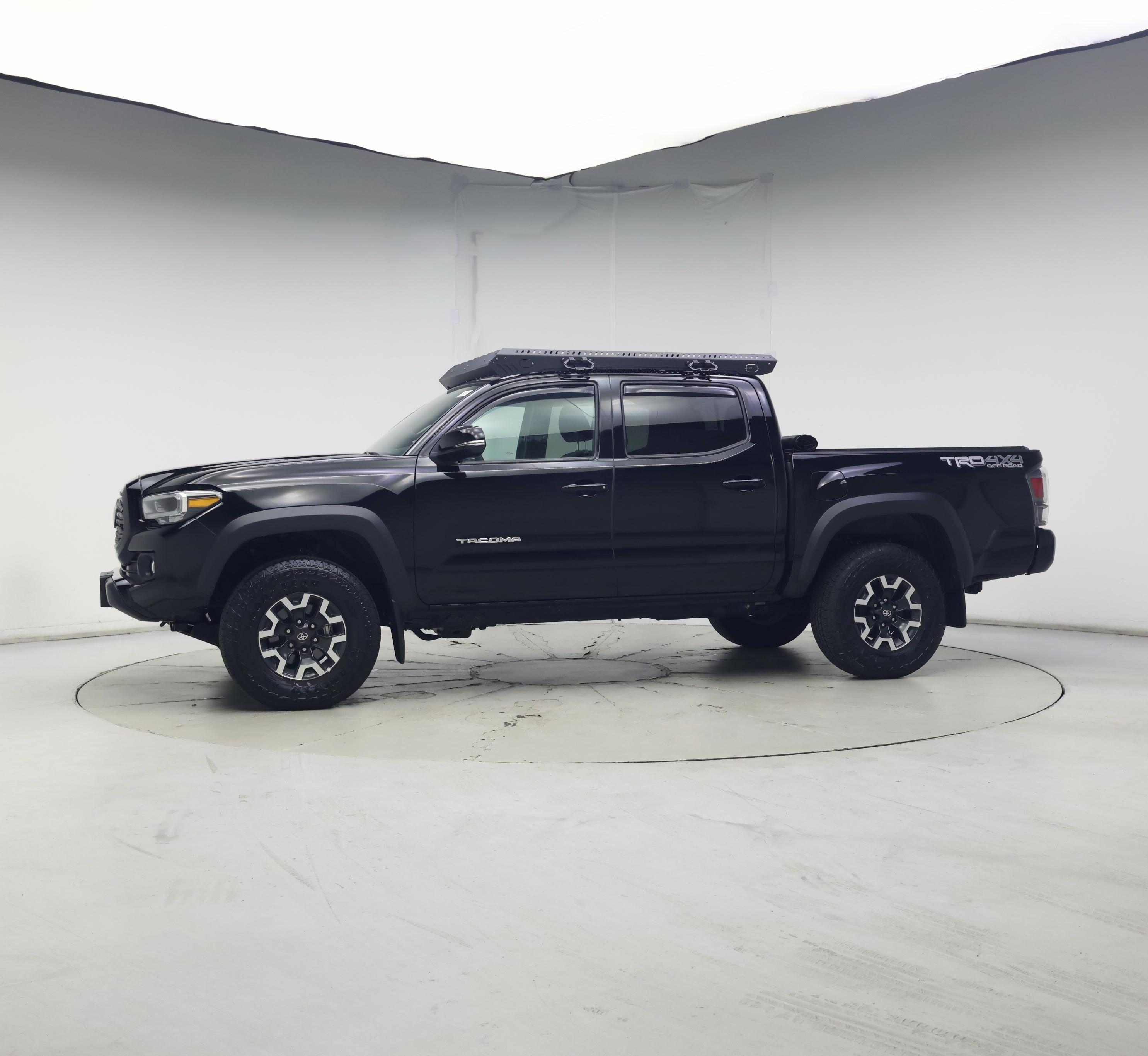 Thumbnail: 2023 Toyota Tacoma - 3