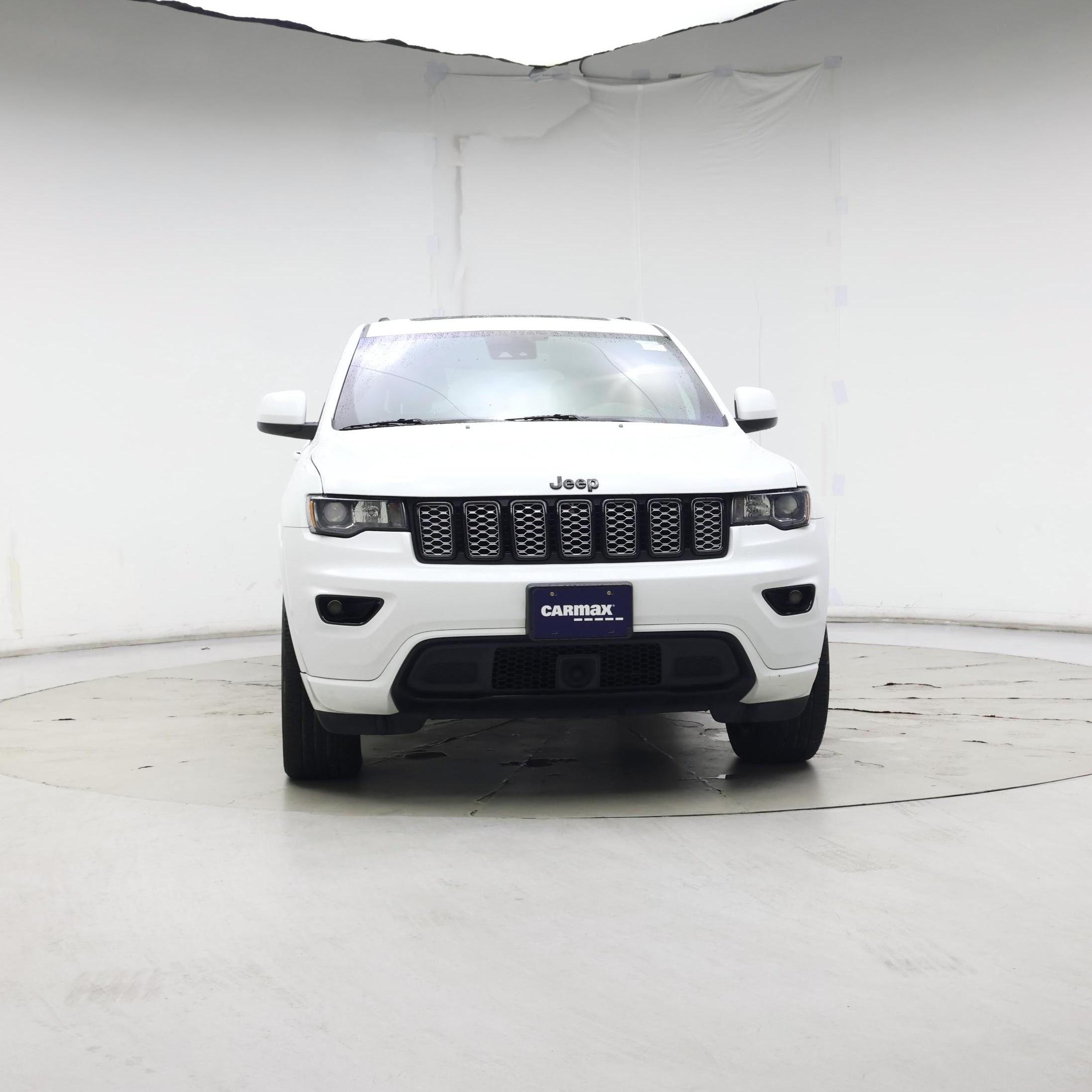Thumbnail: 2020 Jeep Grand Cherokee - 5