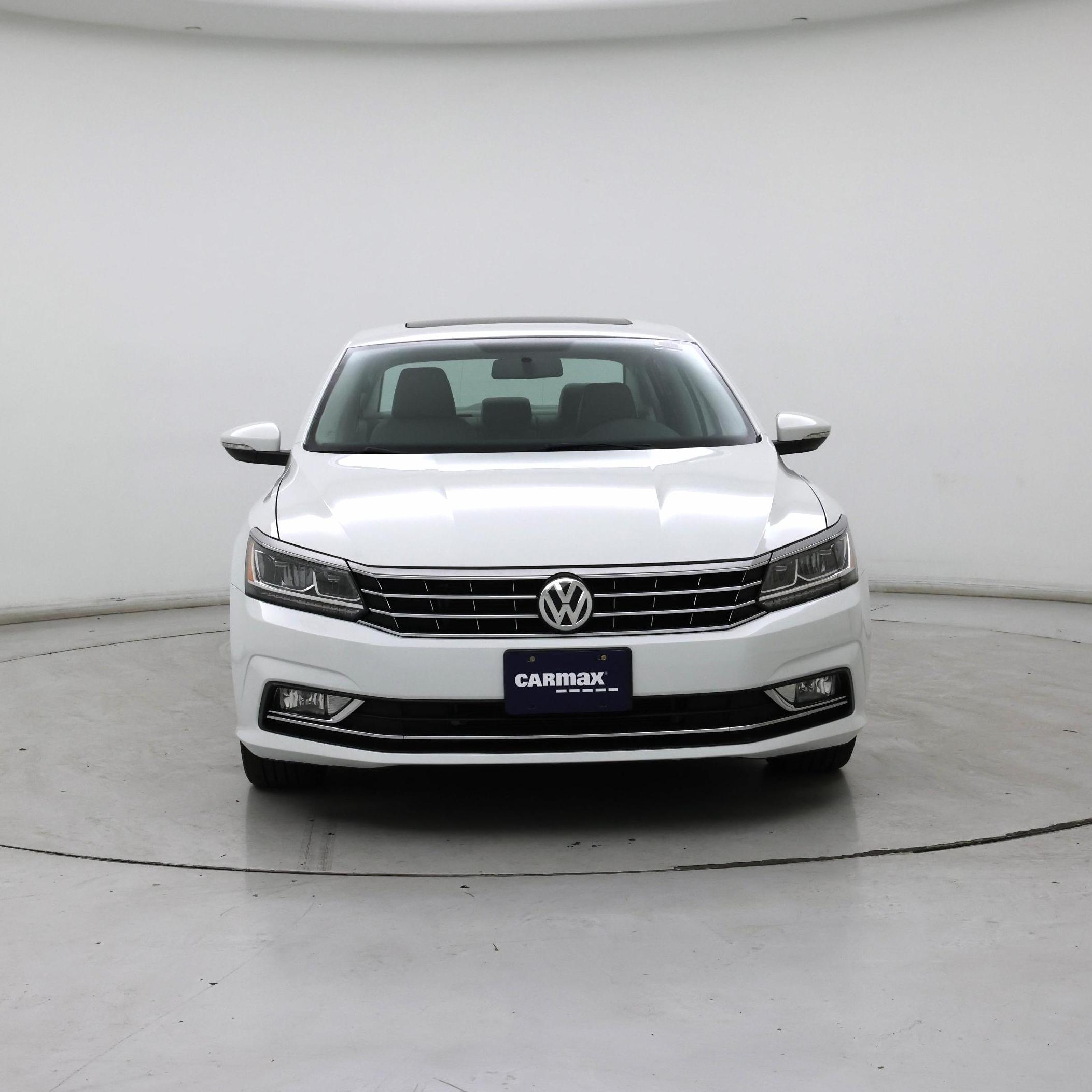 Thumbnail: 2018 Volkswagen Passat - 5