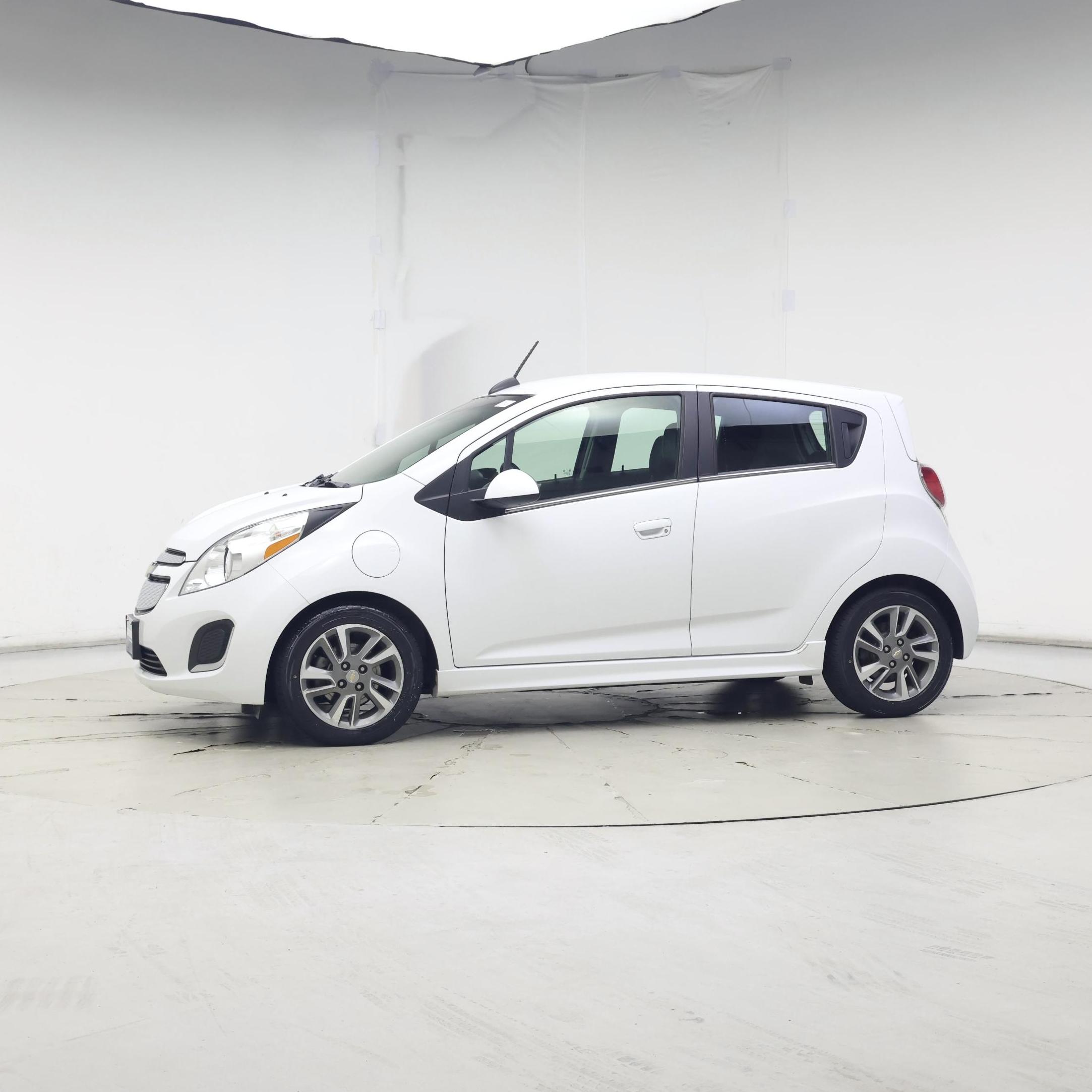 Thumbnail: 2015 Chevrolet Spark - 3