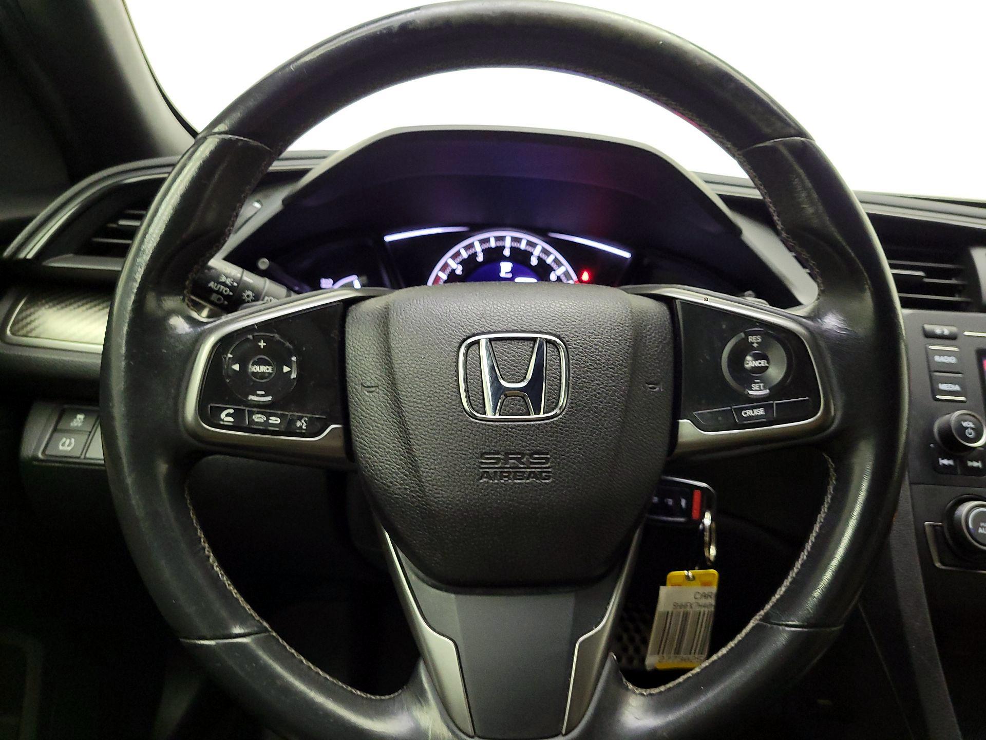 Thumbnail: 2017 Honda Civic - 10