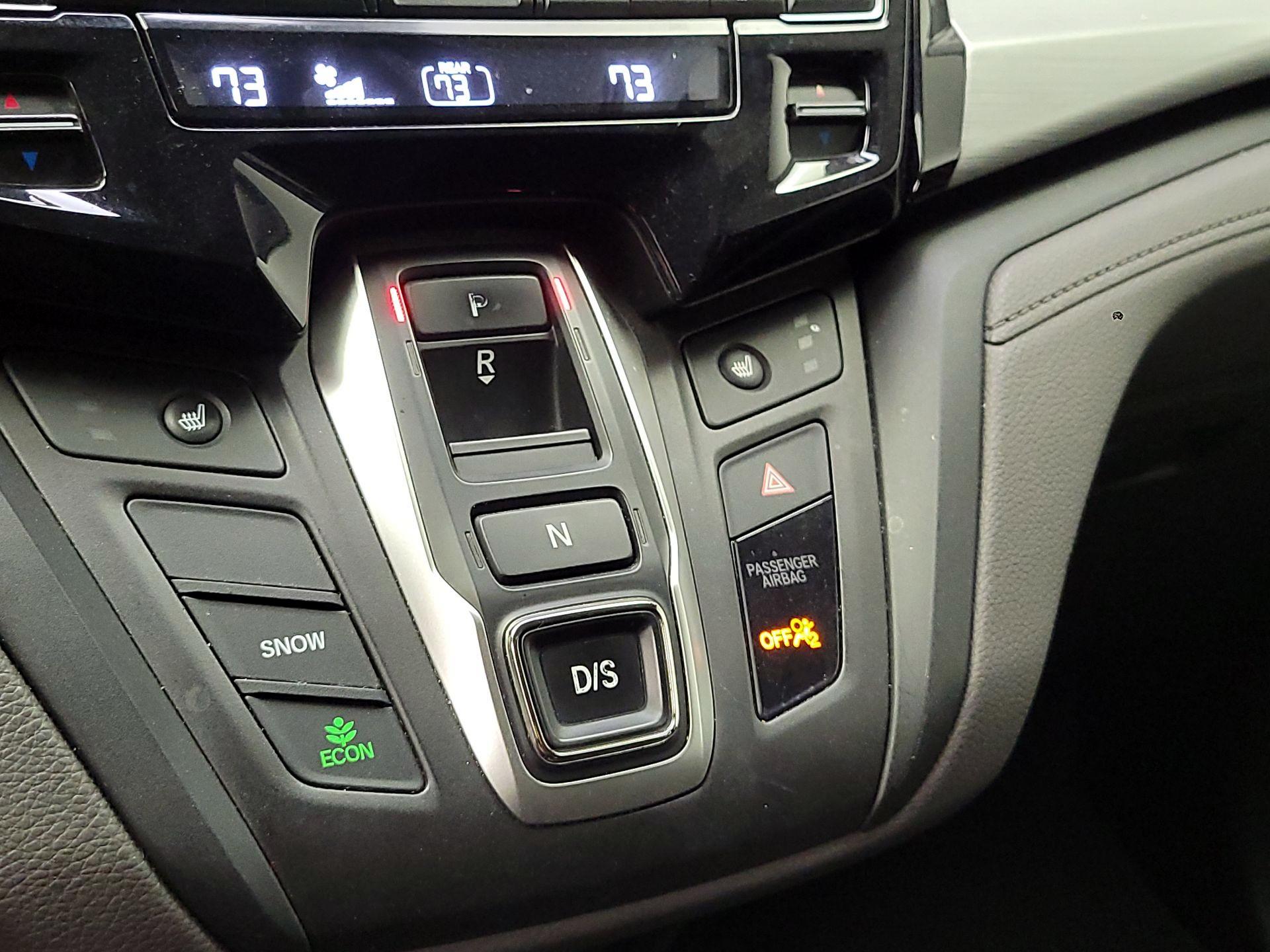 Thumbnail: 2019 Honda Odyssey - 17
