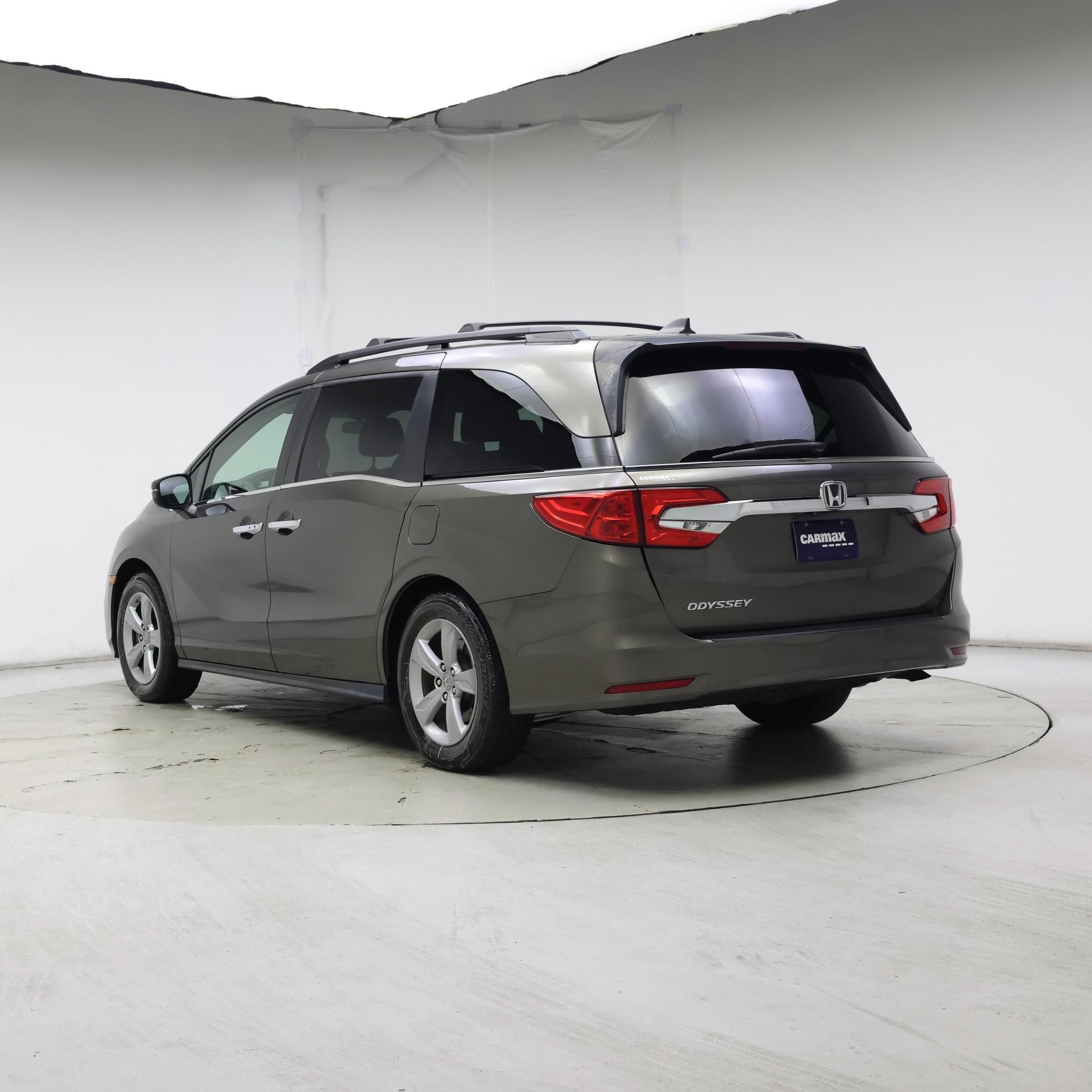 Thumbnail: 2019 Honda Odyssey - 2
