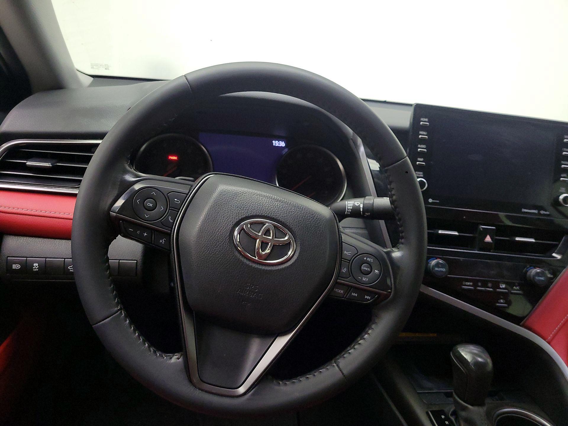 Thumbnail: 2021 Toyota Camry - 10