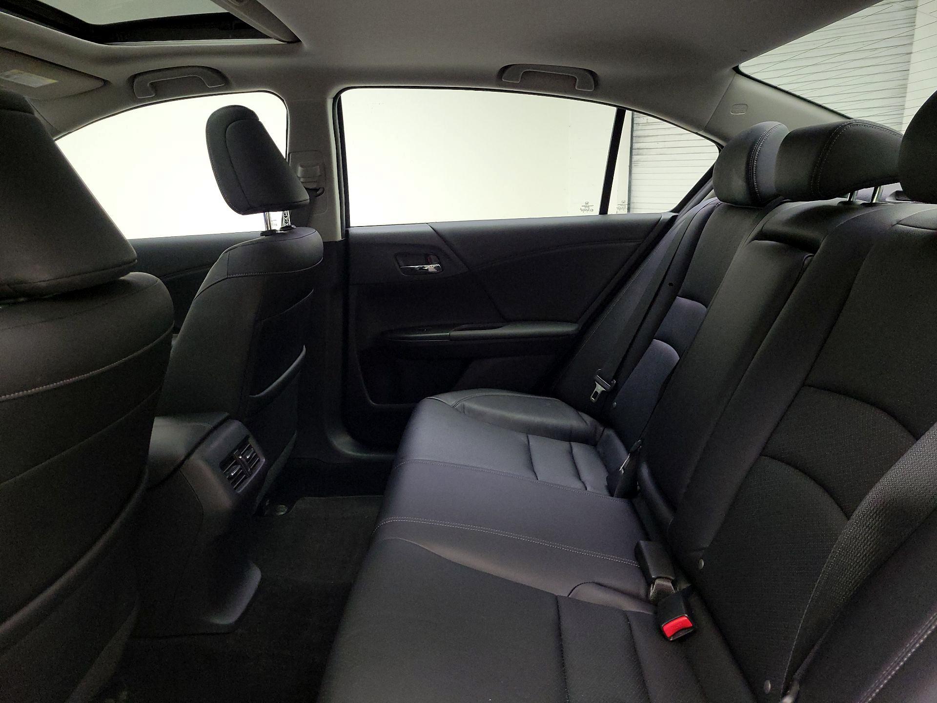 Thumbnail: 2015 Honda Accord - 20