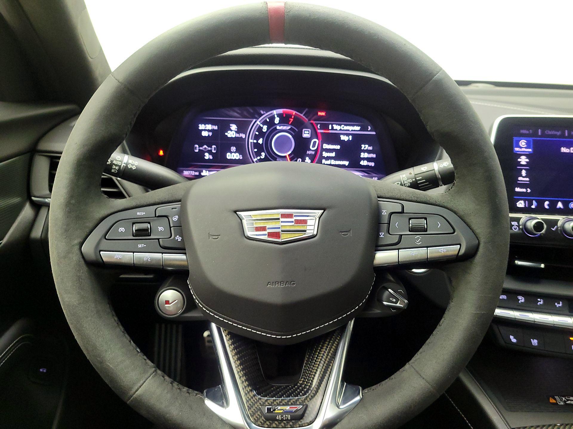 Thumbnail: 2022 Cadillac CT4 - 10