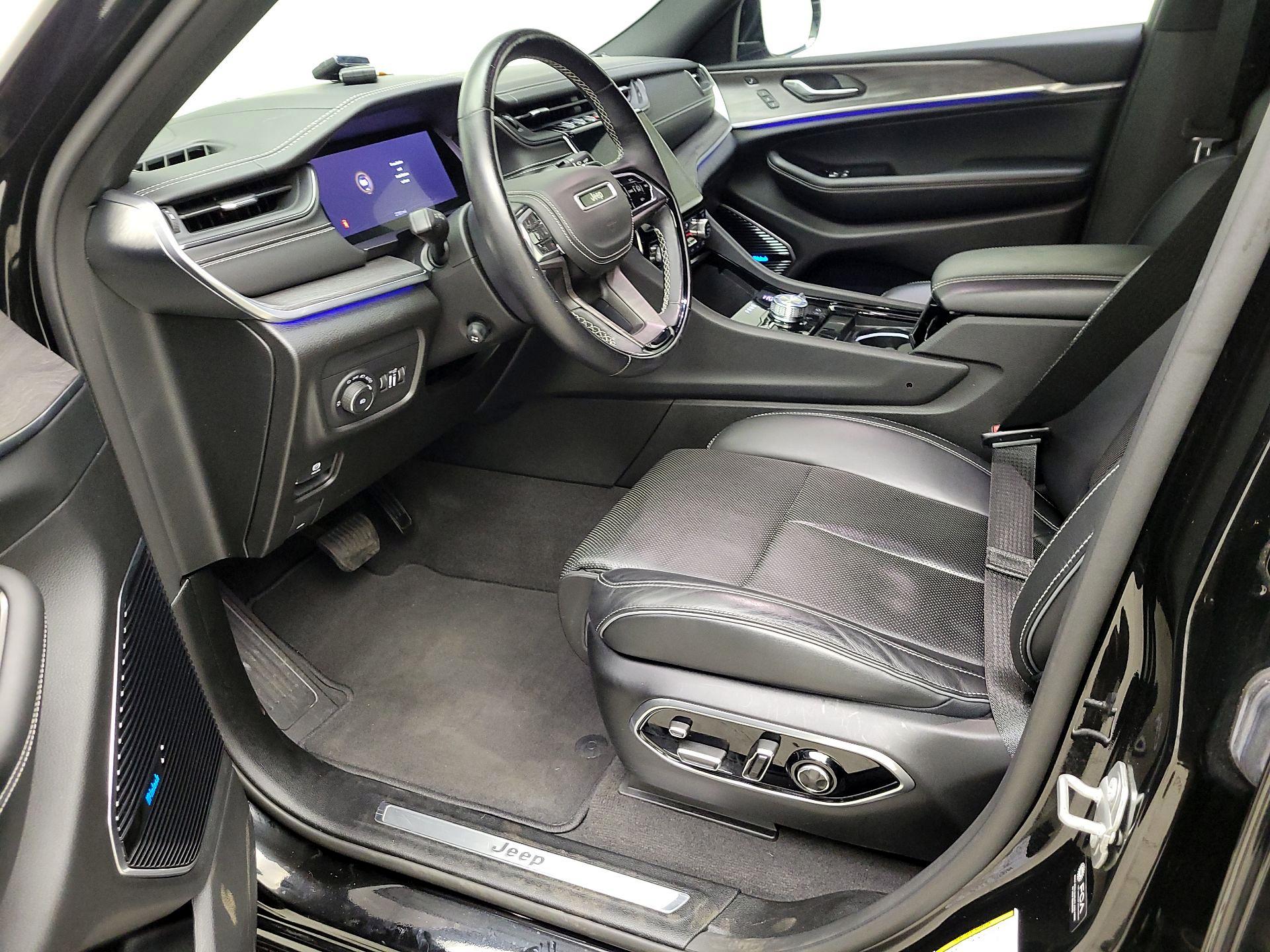 Thumbnail: 2021 Jeep Grand Cherokee L - 11