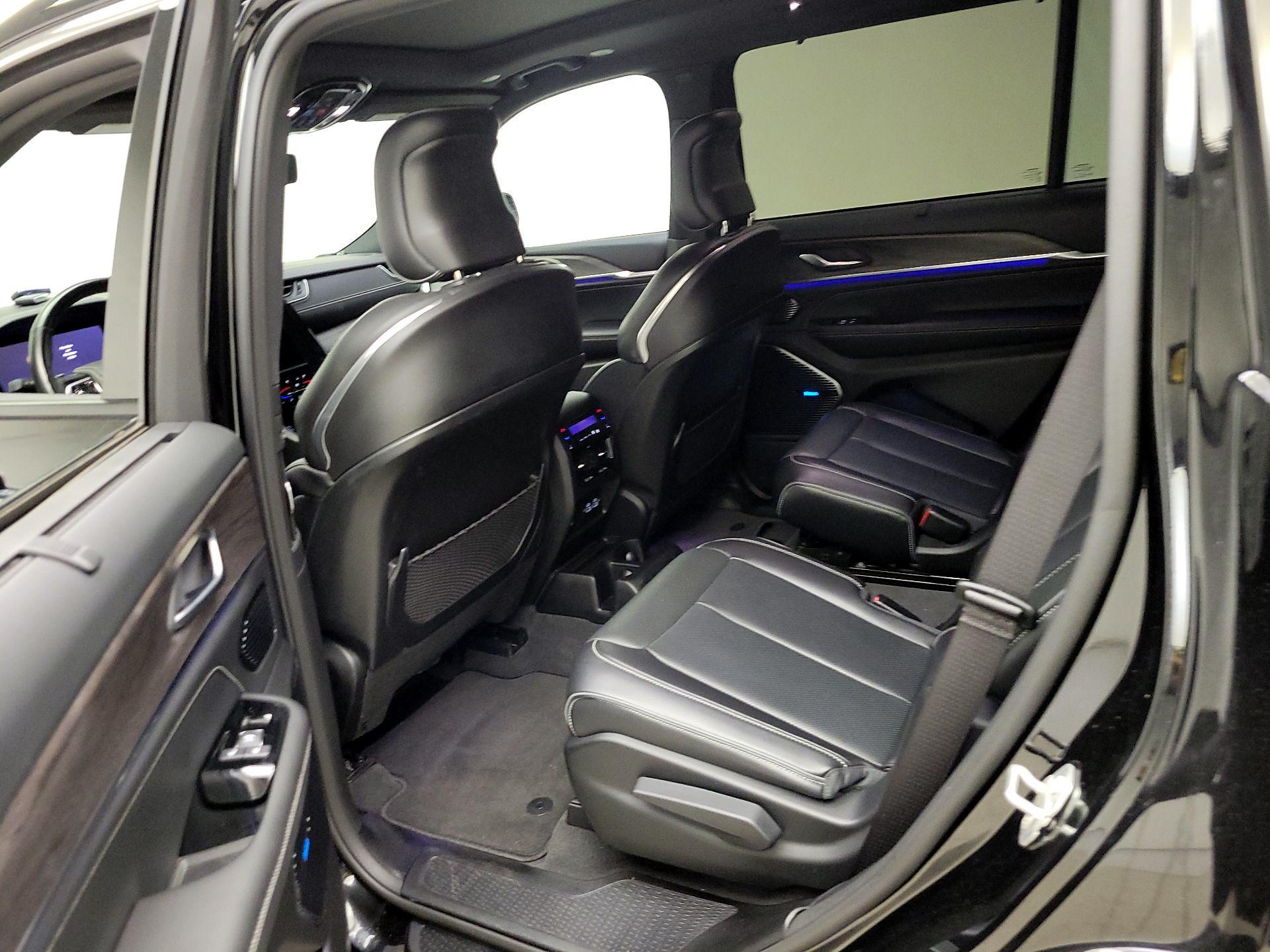 Thumbnail: 2021 Jeep Grand Cherokee L - 20
