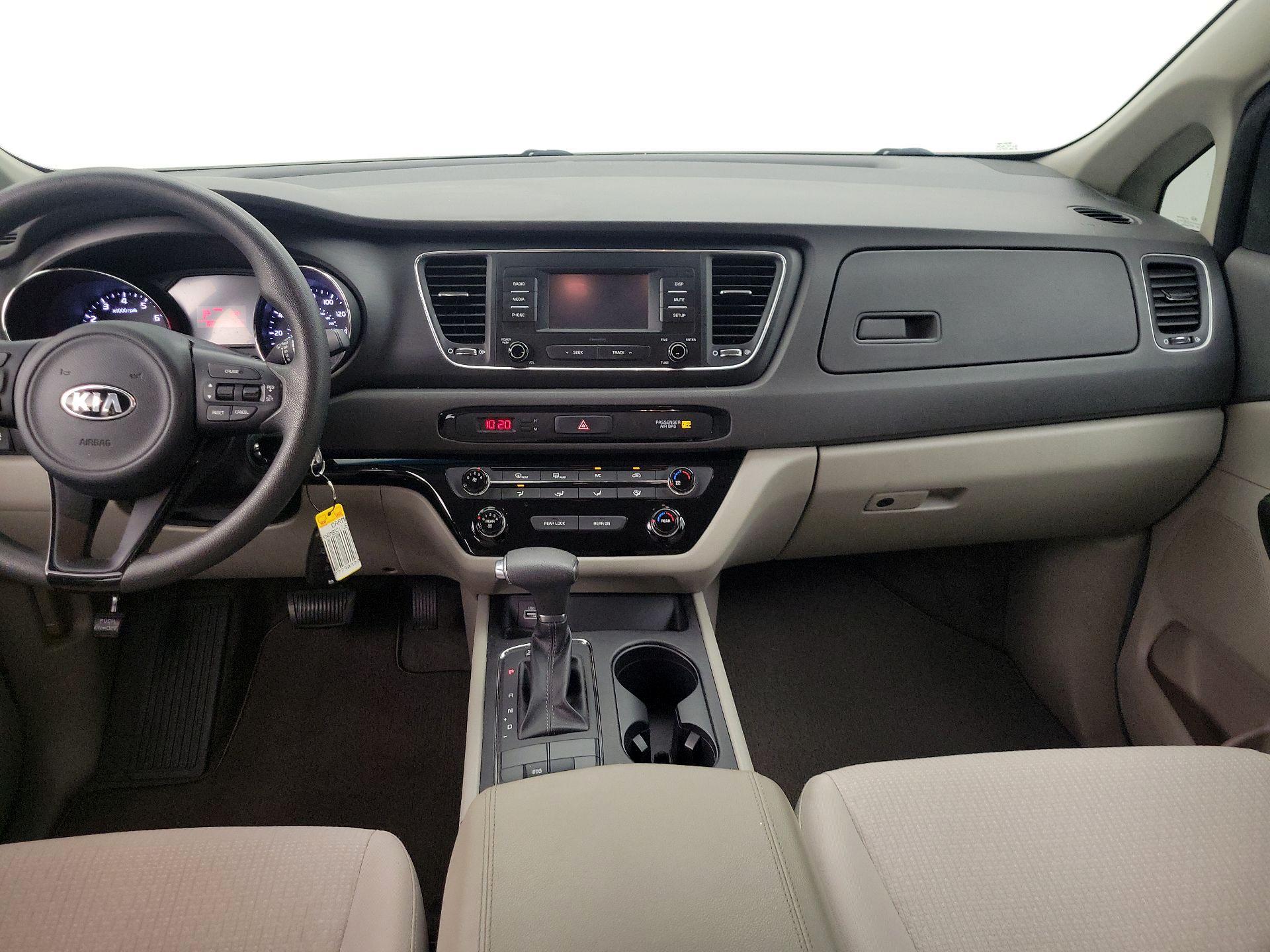 Thumbnail: 2018 Kia Sedona - 9
