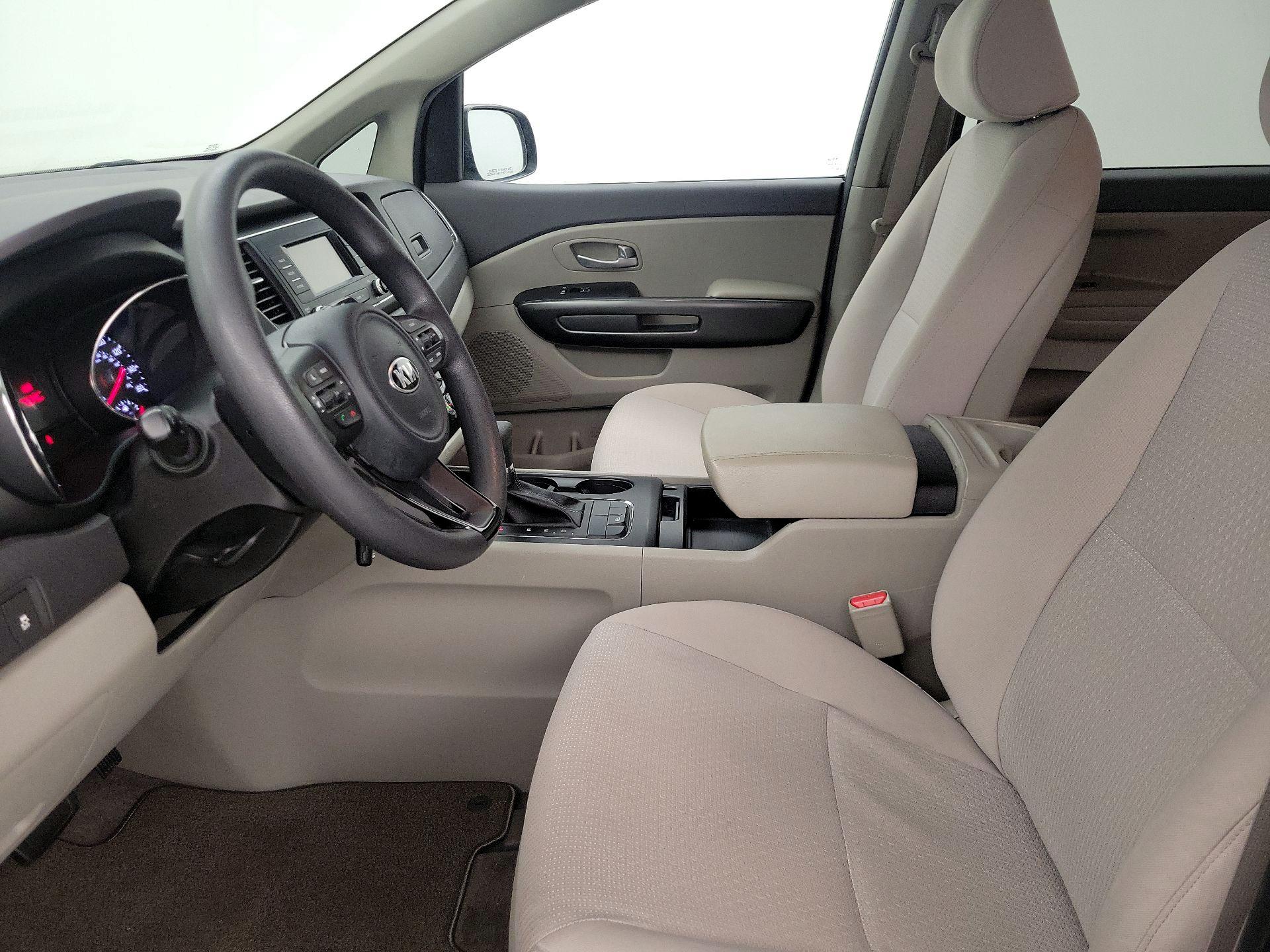 Thumbnail: 2018 Kia Sedona - 11