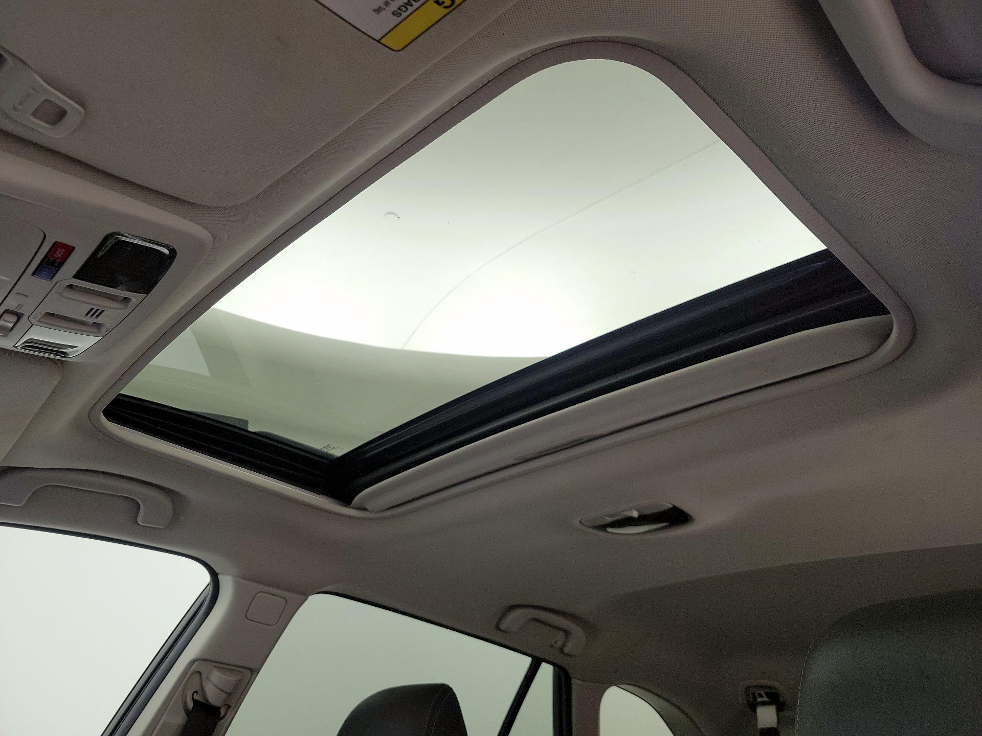 Thumbnail: 2018 Subaru Outback - 20