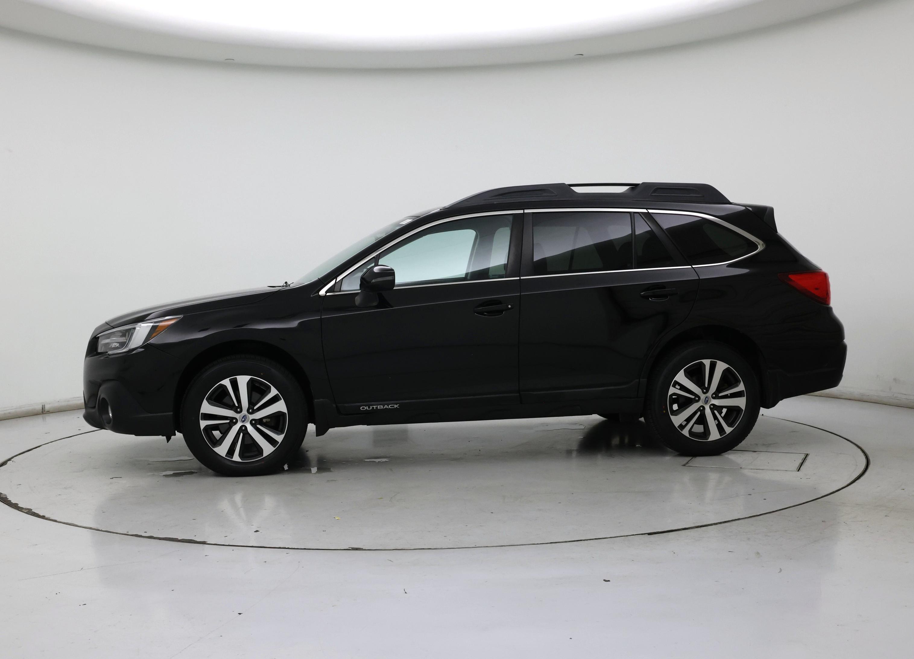 Thumbnail: 2018 Subaru Outback - 3