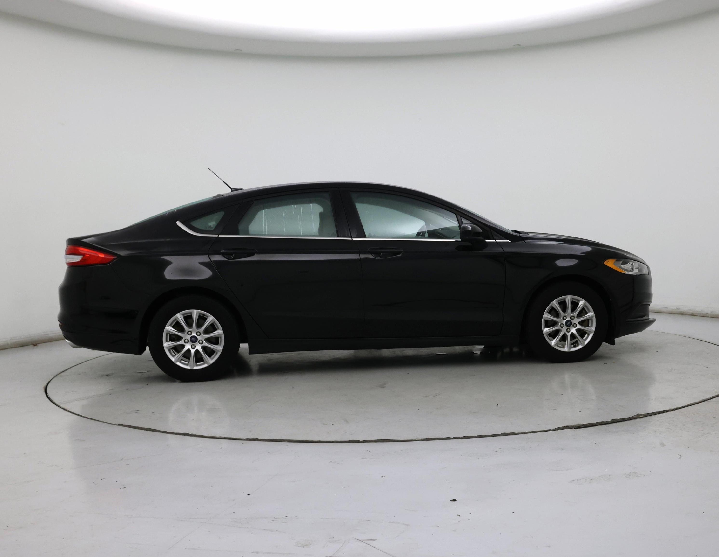 Thumbnail: 2017 Ford Fusion - 7