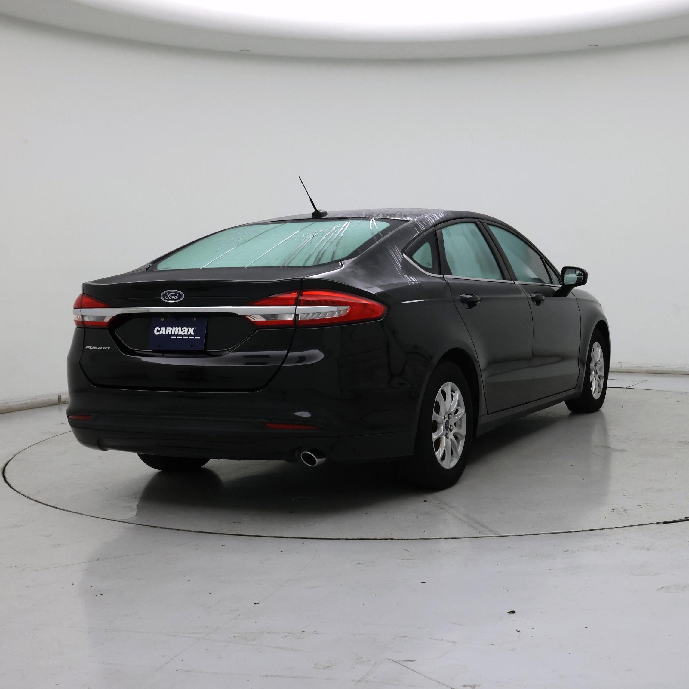 Thumbnail: 2017 Ford Fusion - 8