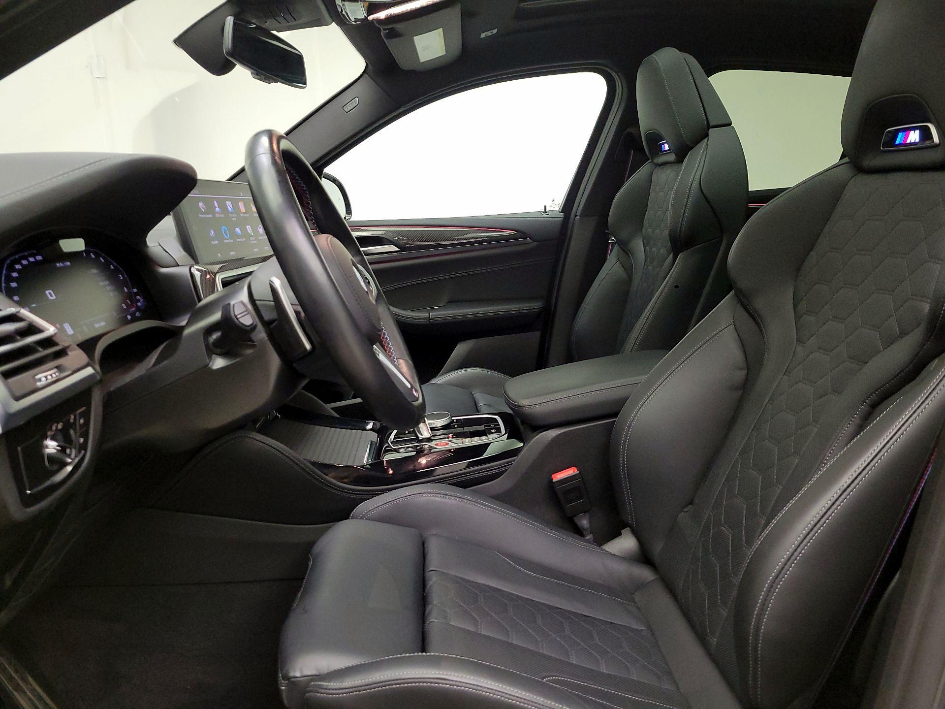 Thumbnail: 2025 BMW X4 - 11